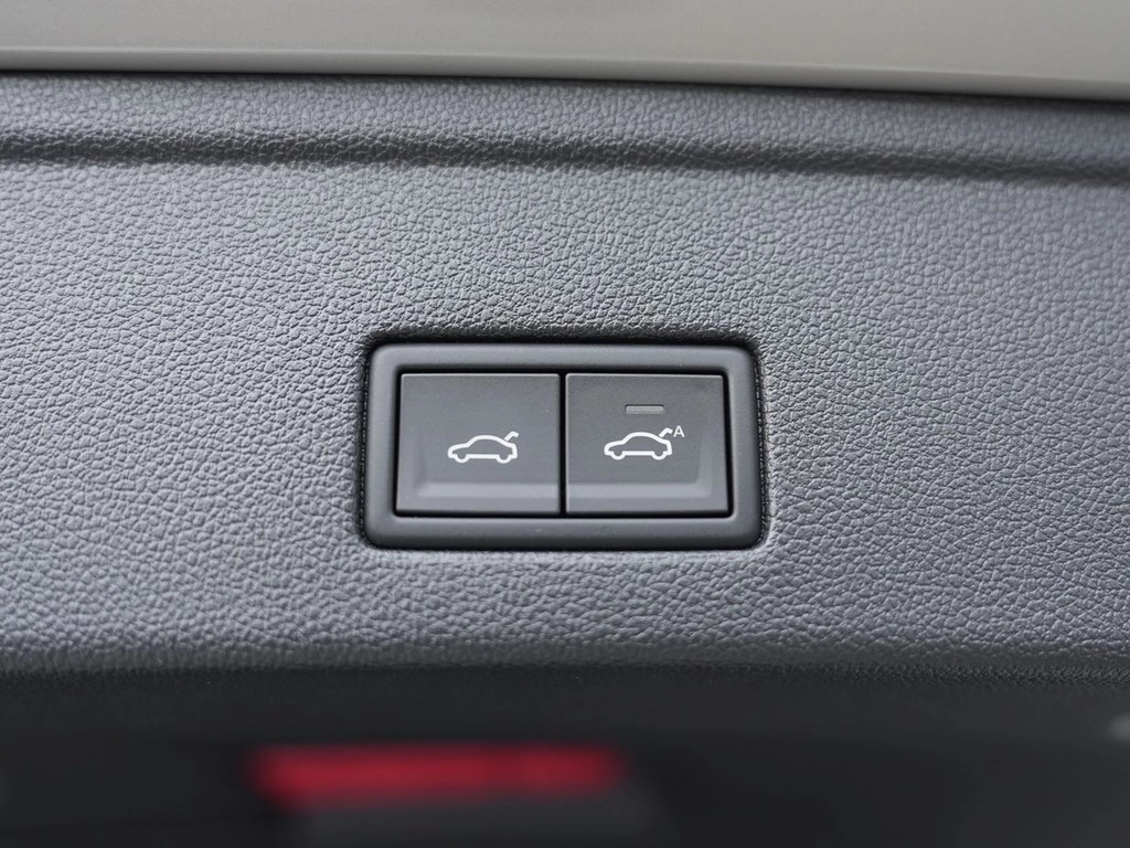 Volkswagen Touareg R-Line ehem.LP 116k BlackStyle Pano HuD