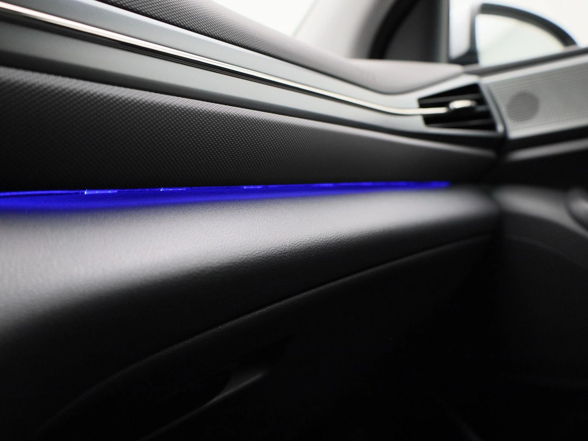 Hyundai-IONIQ-image-24