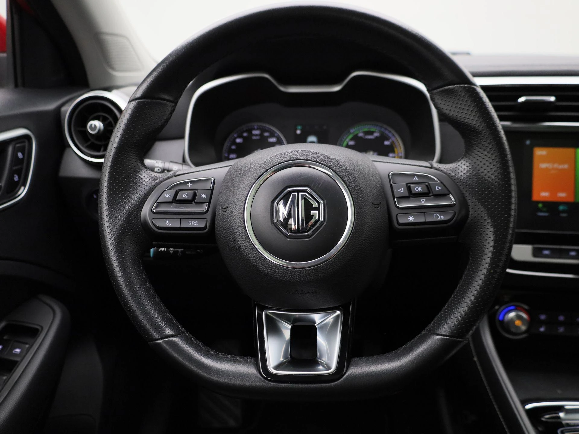 MG-ZS EV-image-6