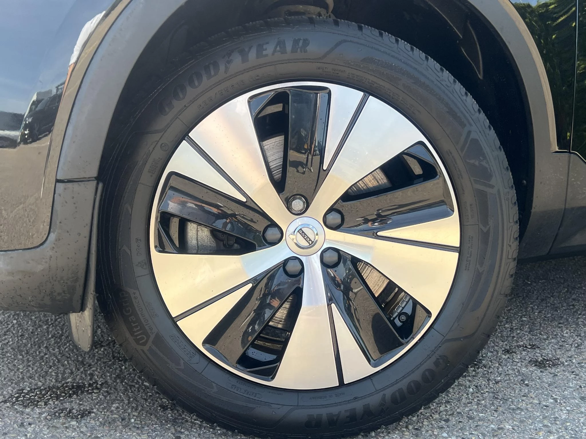 Volvo-XC40-image-4