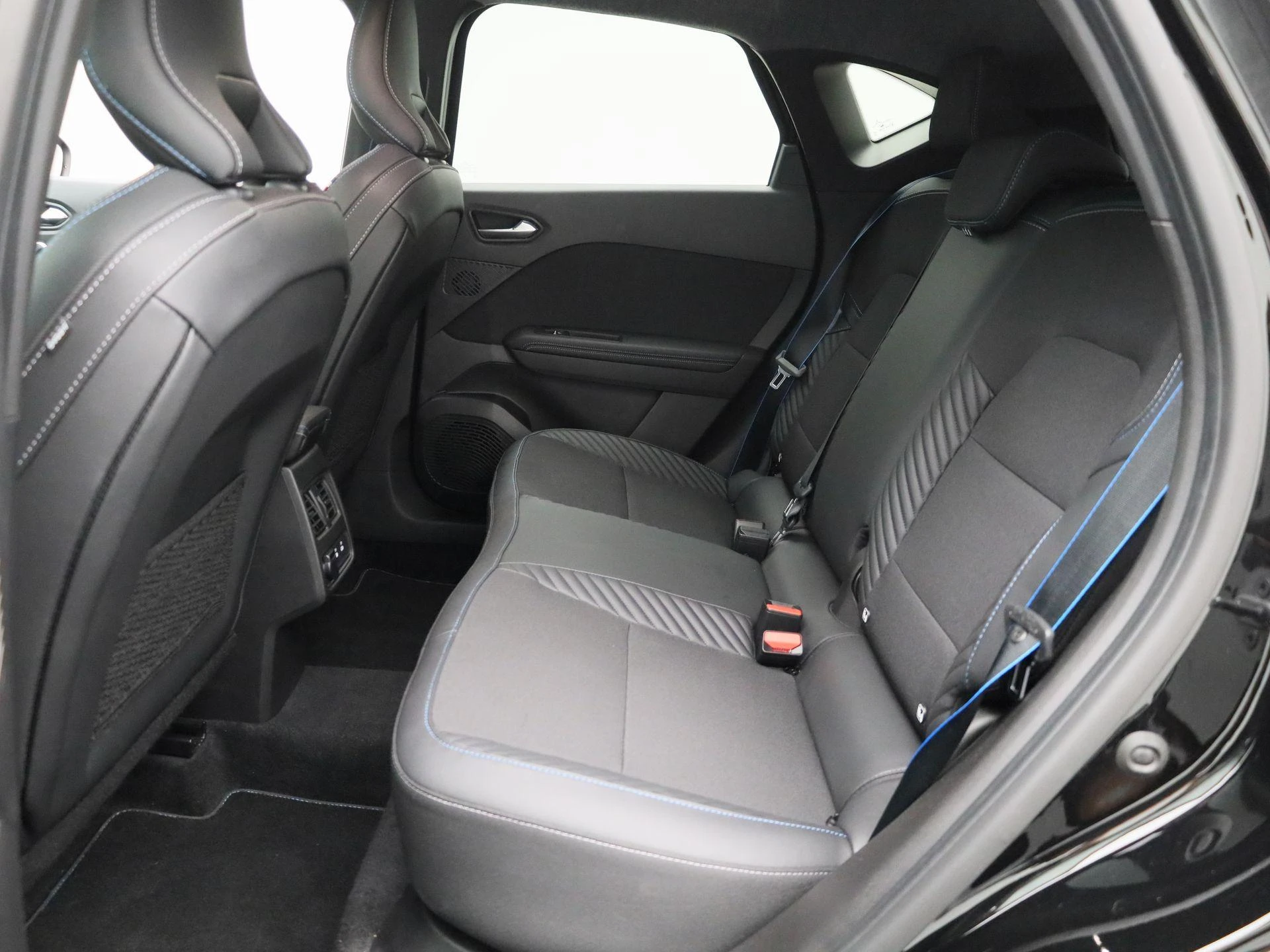 Renault-Captur-image-10