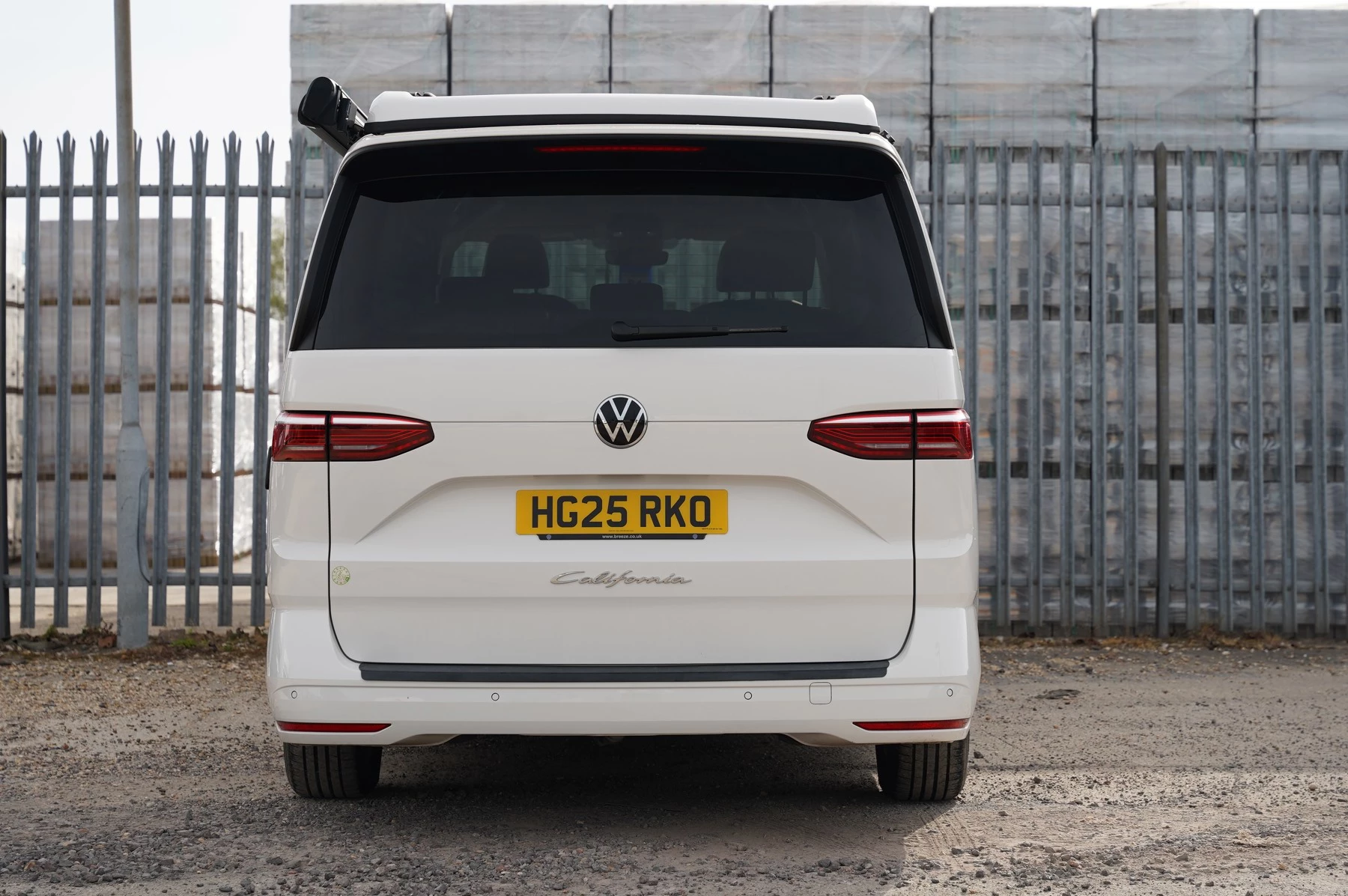 Volkswagen-California-image-13