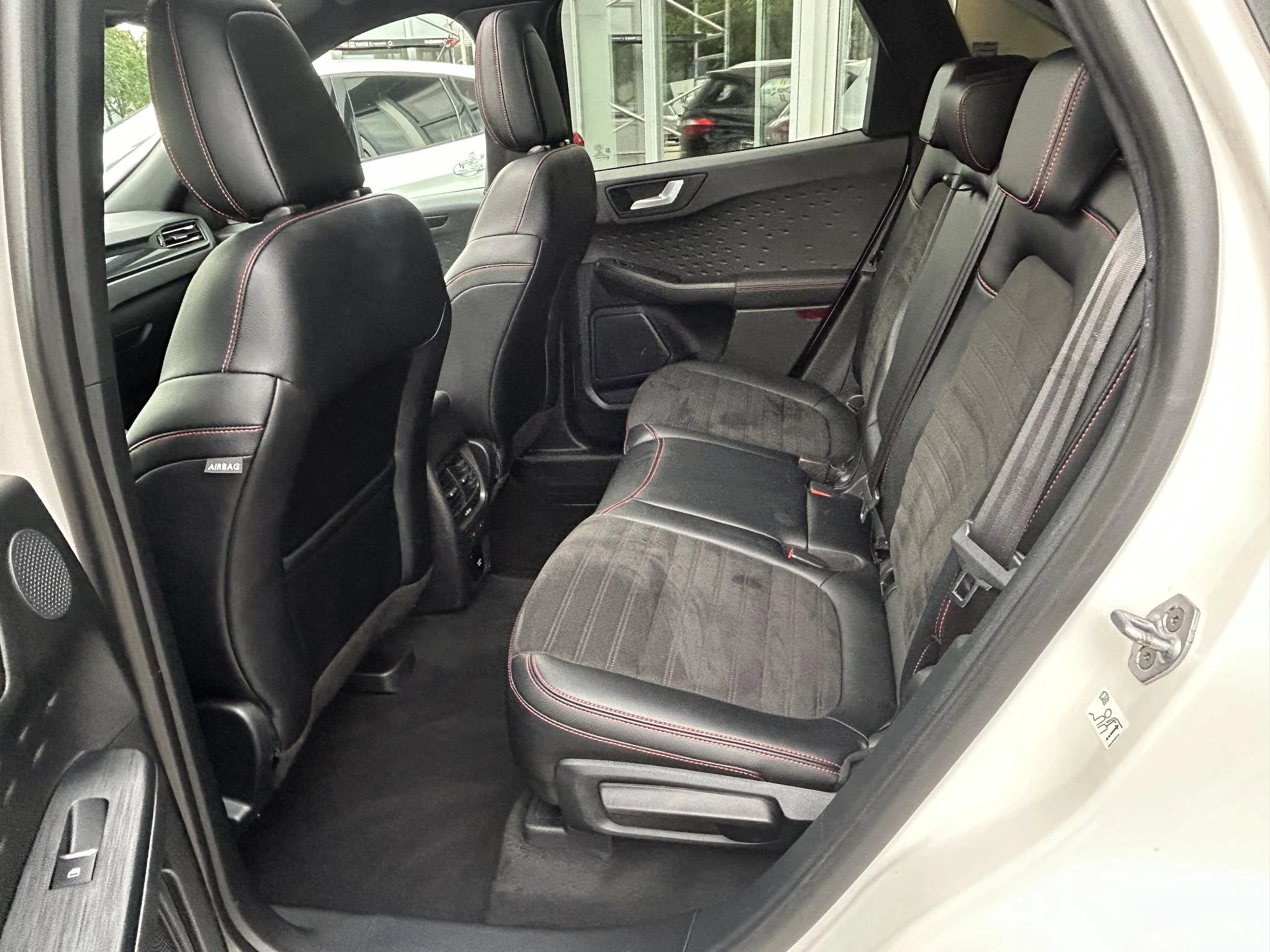 Ford-Kuga-image-10