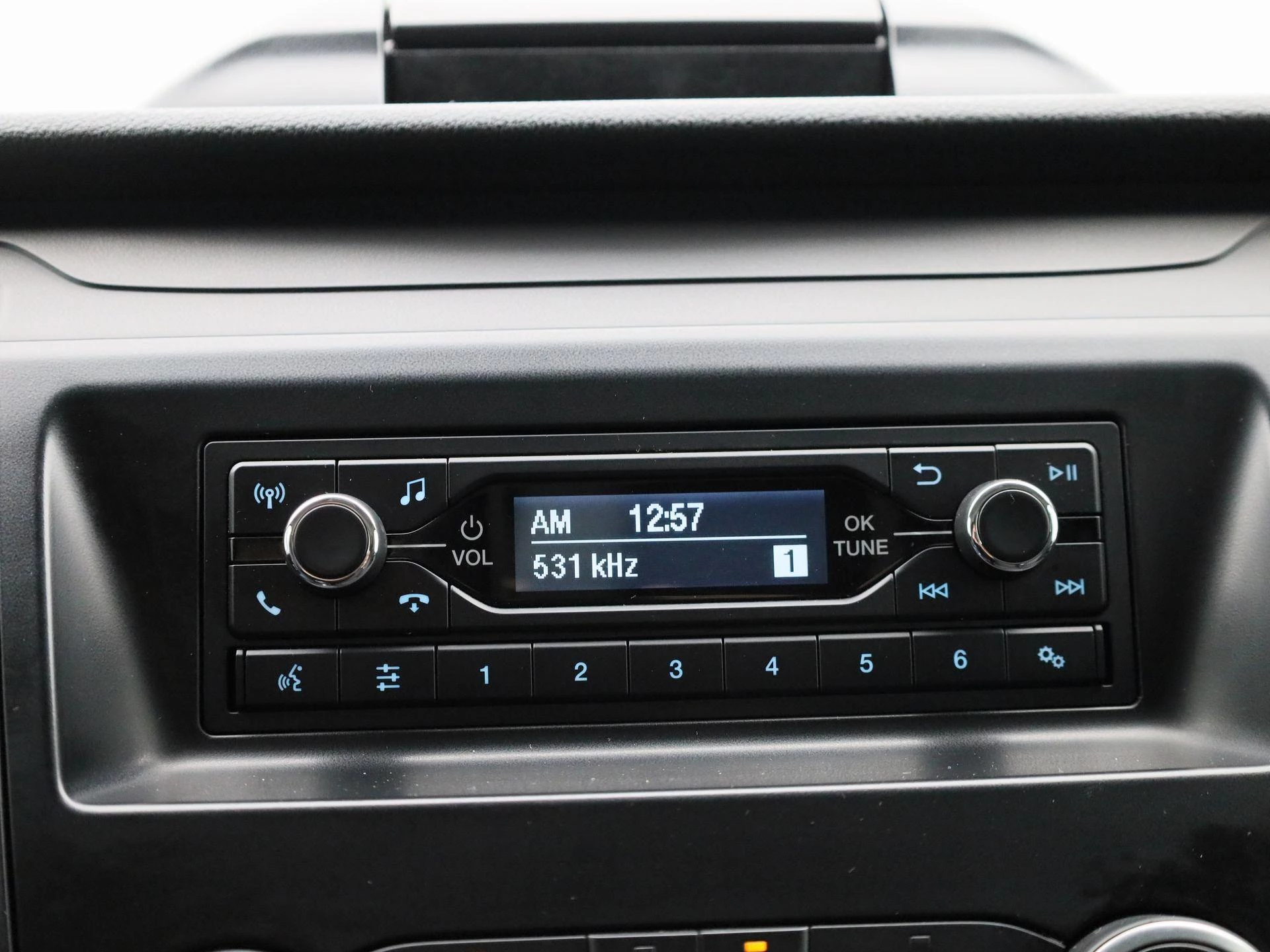 Ford-Transit Custom-image-19