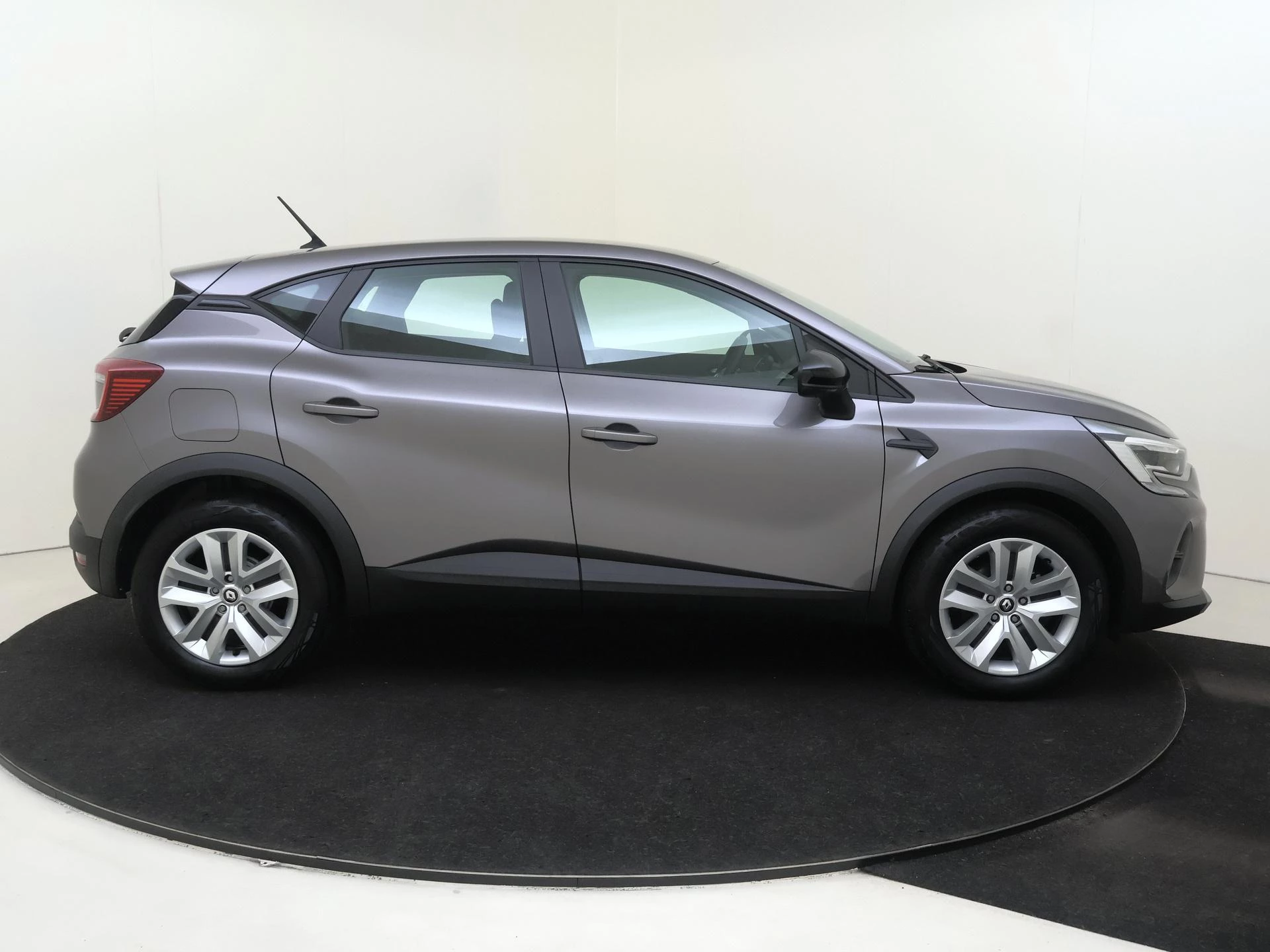 Renault-Captur-image-8