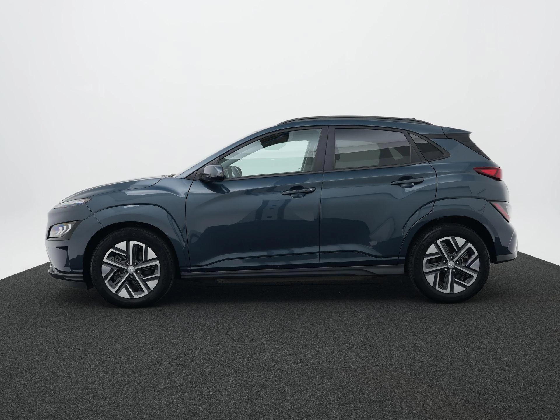 Hyundai Kona EV Business 64 kWh