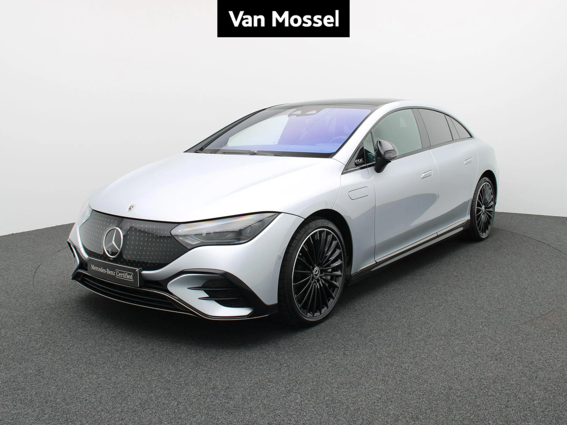Mercedes-Benz-EQE-image-0