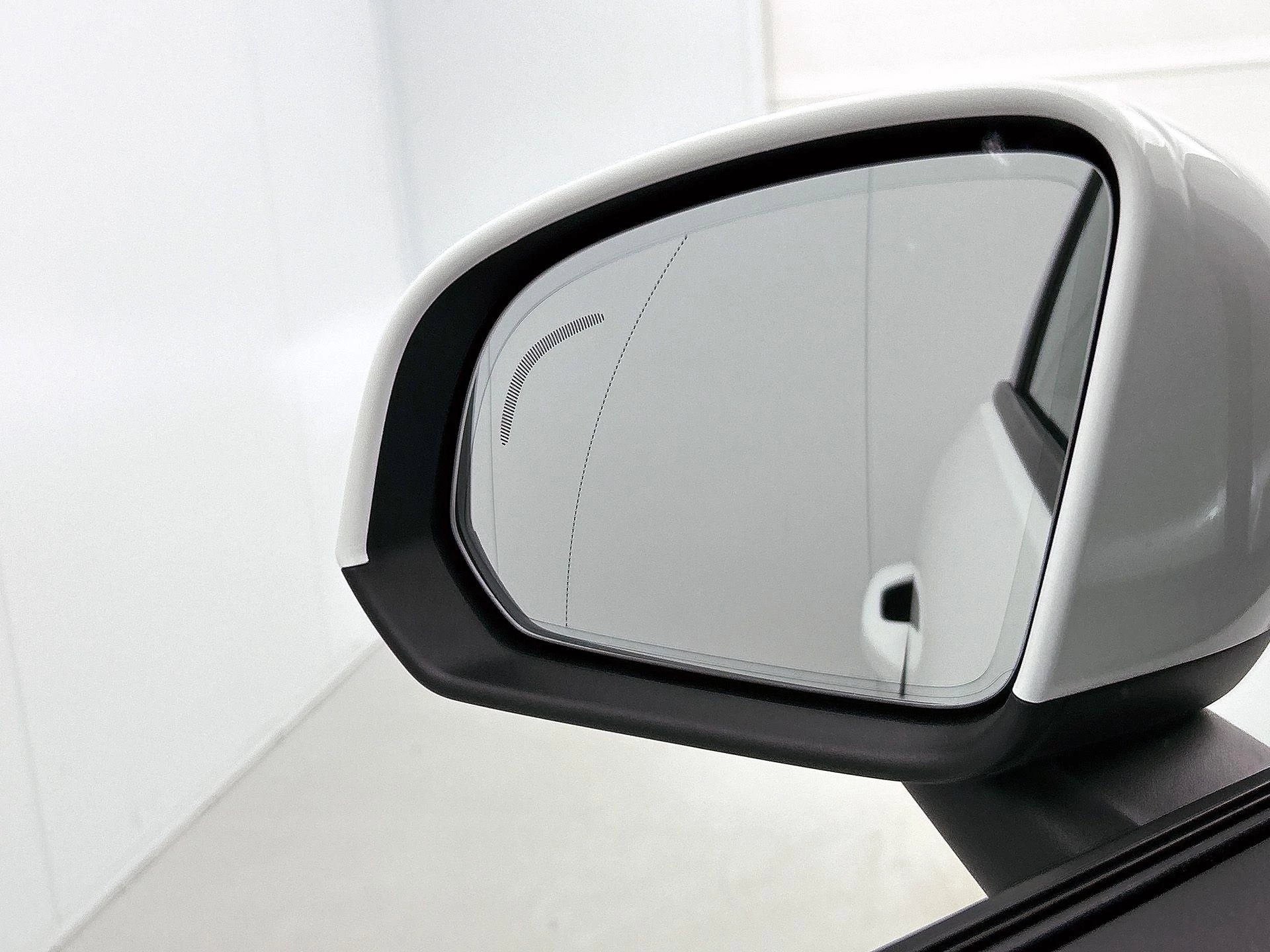 Volvo-XC40-image-32