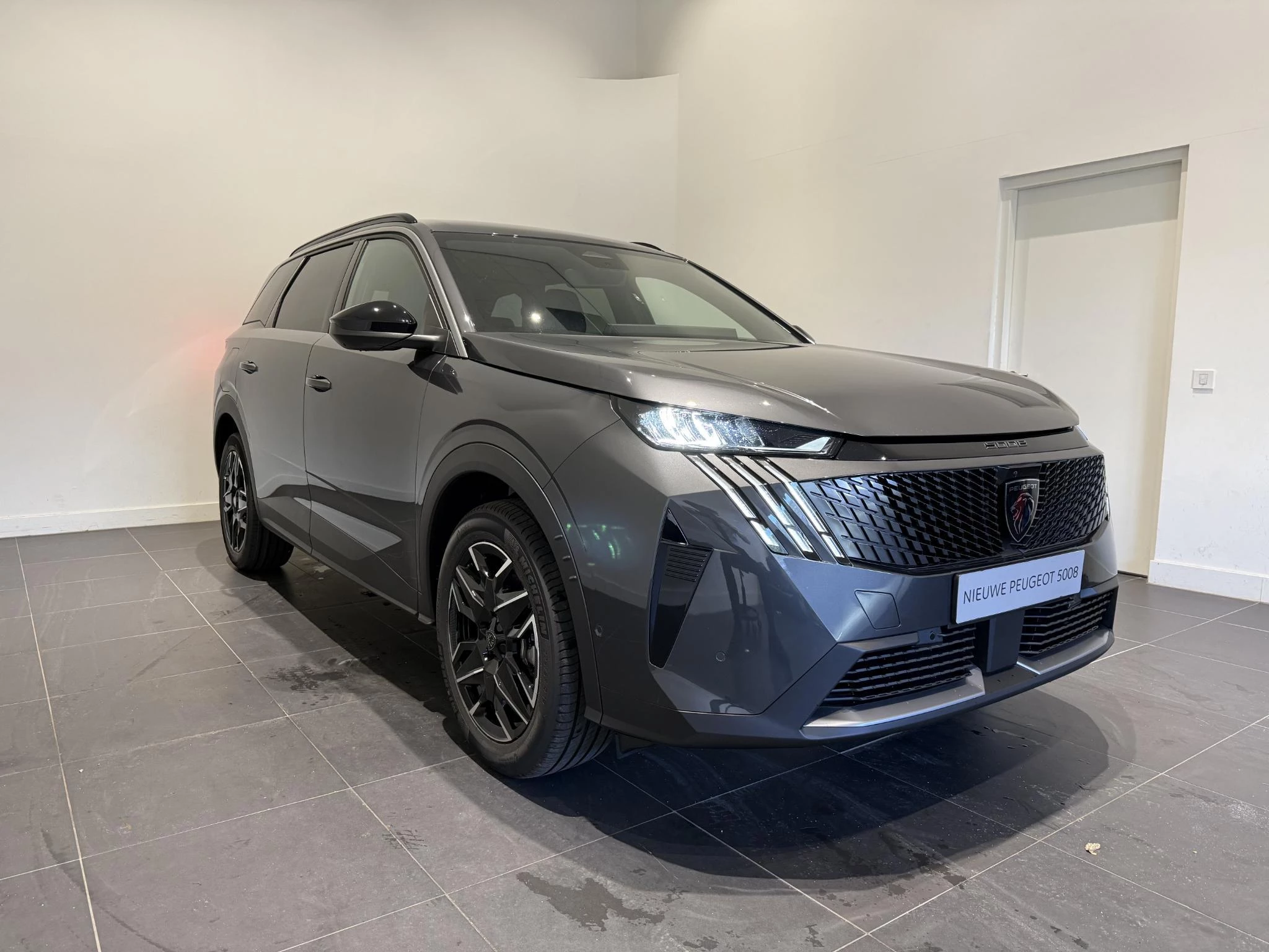 Peugeot 5008 Allure Plug-in HYbrid 195 e-DCS7