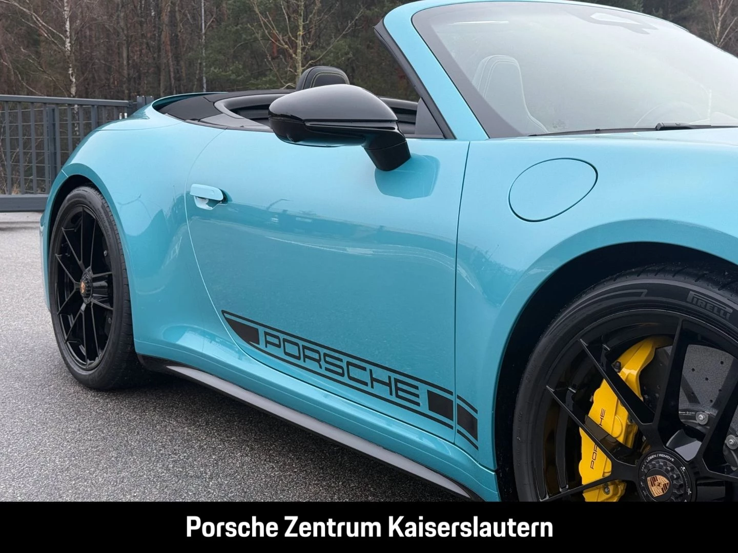 Porsche 911 992 Carrera 4 GTS Cabriolet Liftsystem-VA carrera