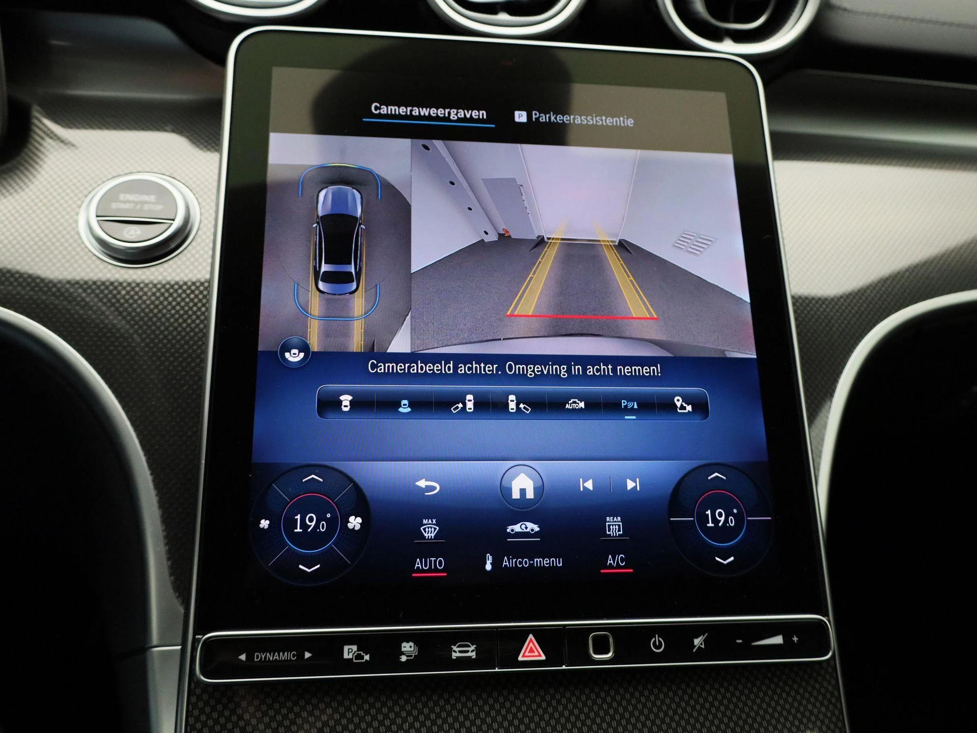 Mercedes-Benz-C-Klasse-image-26