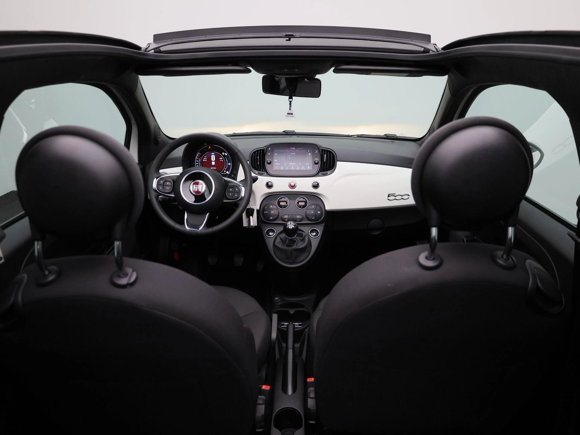 Fiat-500C-image-8