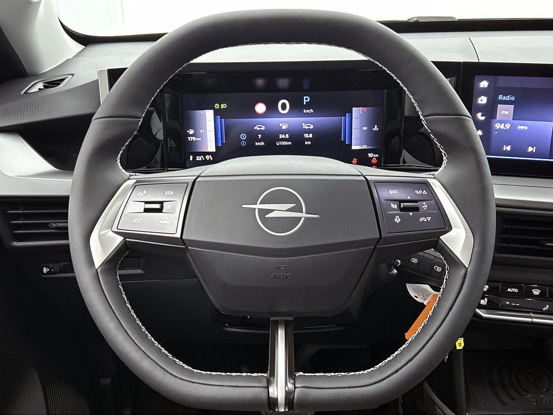 Opel-Frontera-image-12