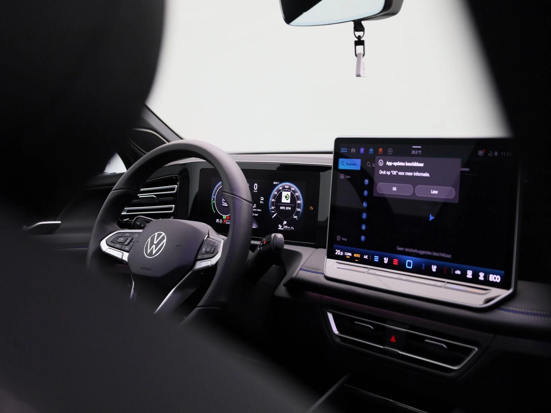 Volkswagen-Tiguan-image-40