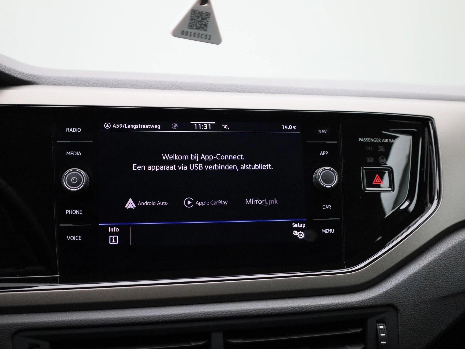 Volkswagen-Polo-image-20