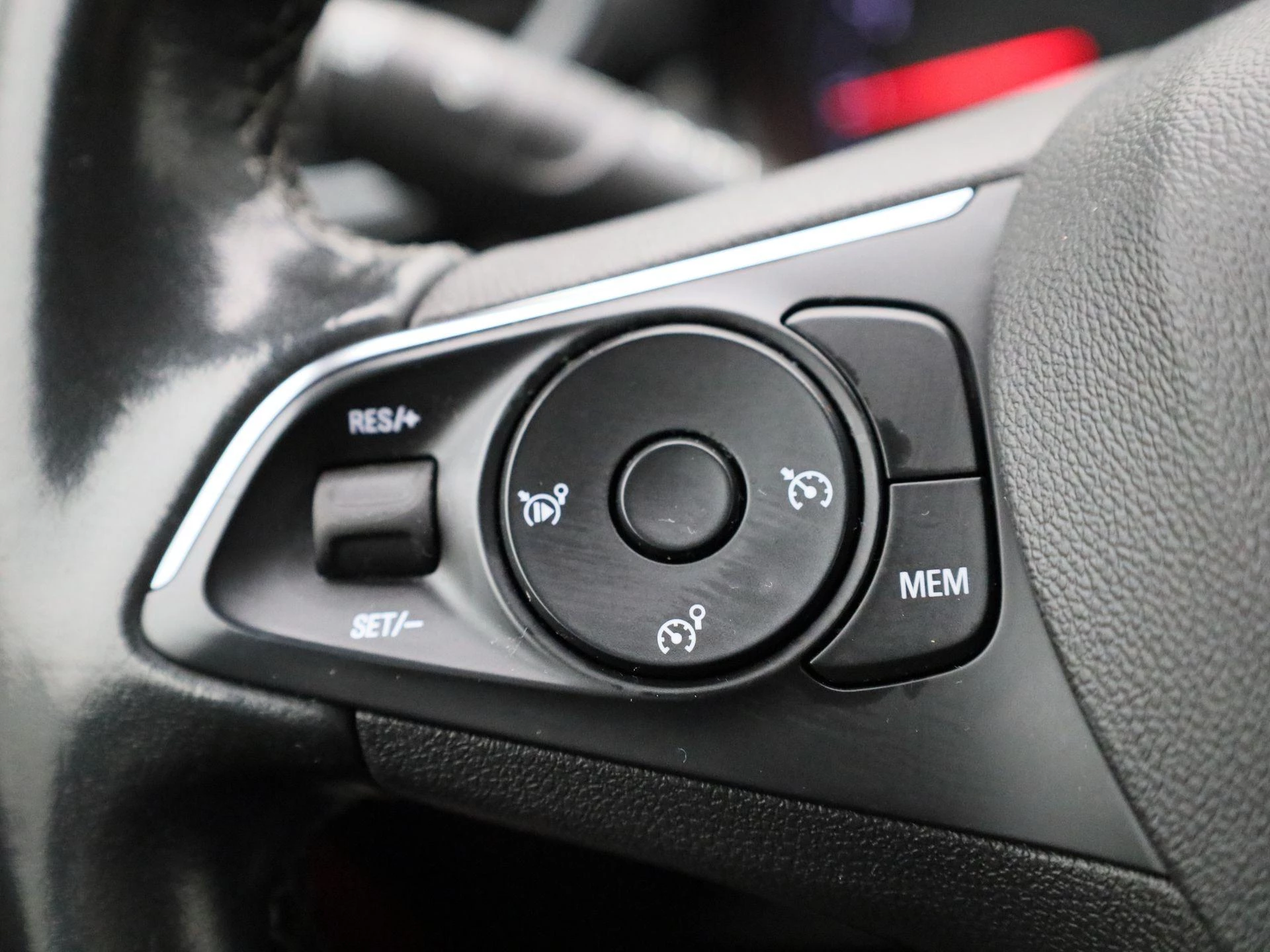 Opel-Crossland-image-18