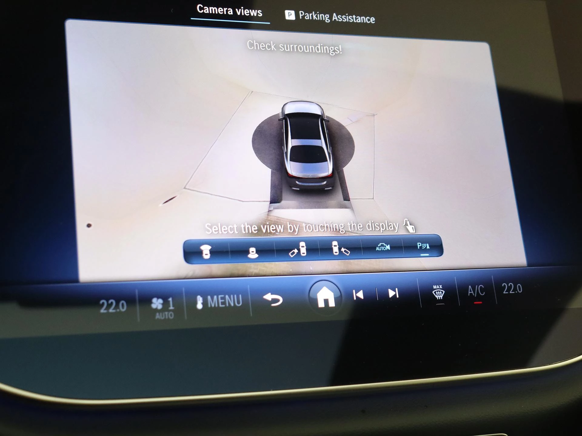 Mercedes-Benz-E-Klasse-image-20