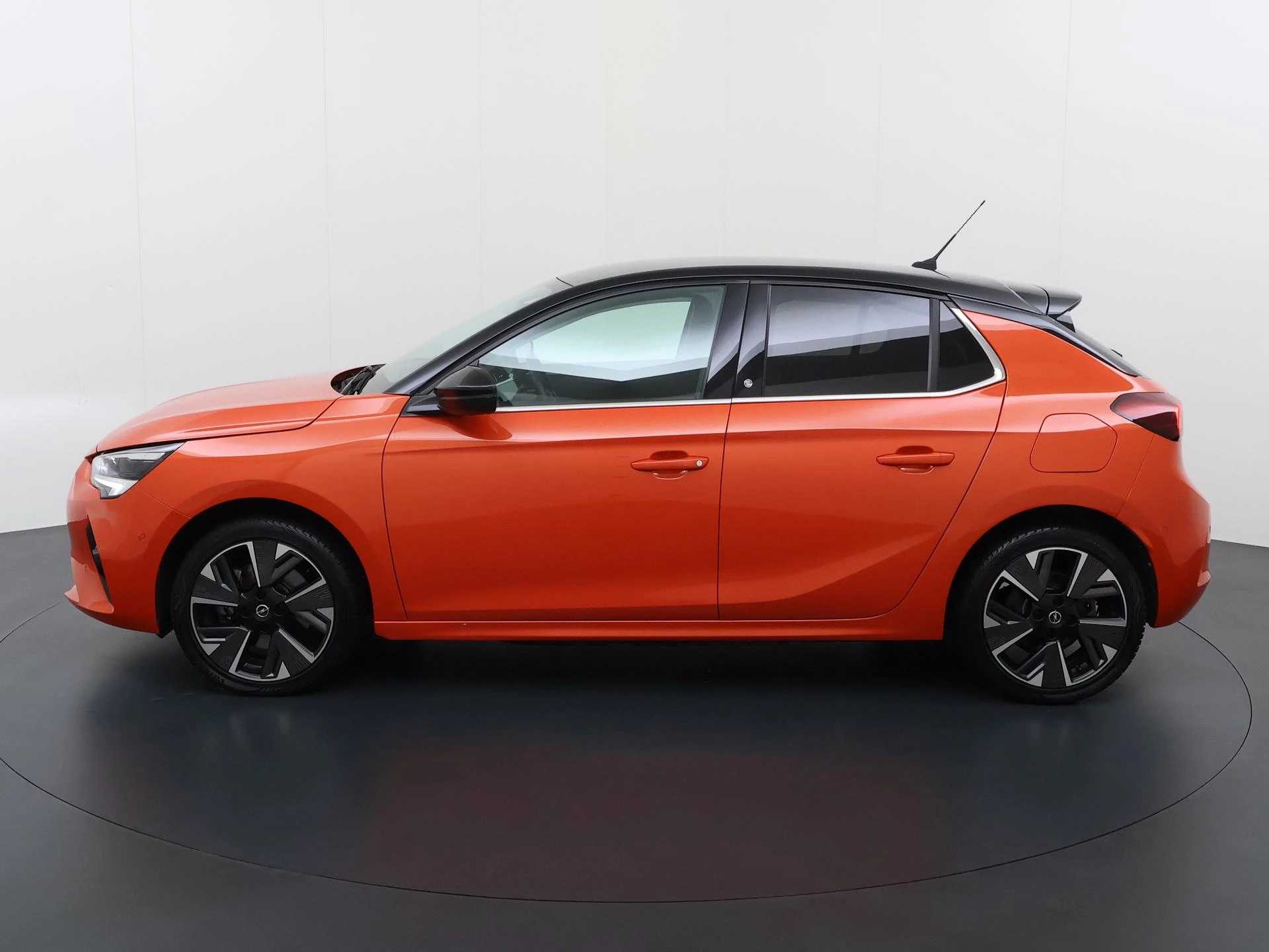 Opel-Corsa-e-image-1