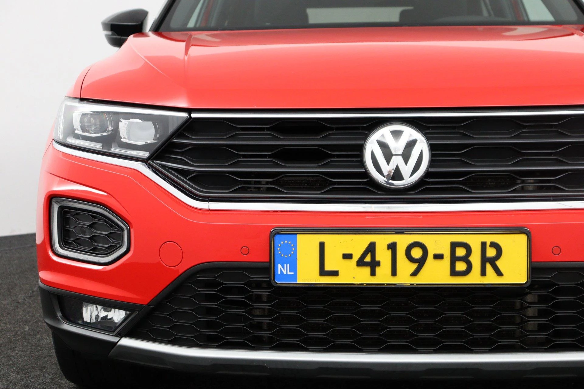 Volkswagen-T-Roc-image-27