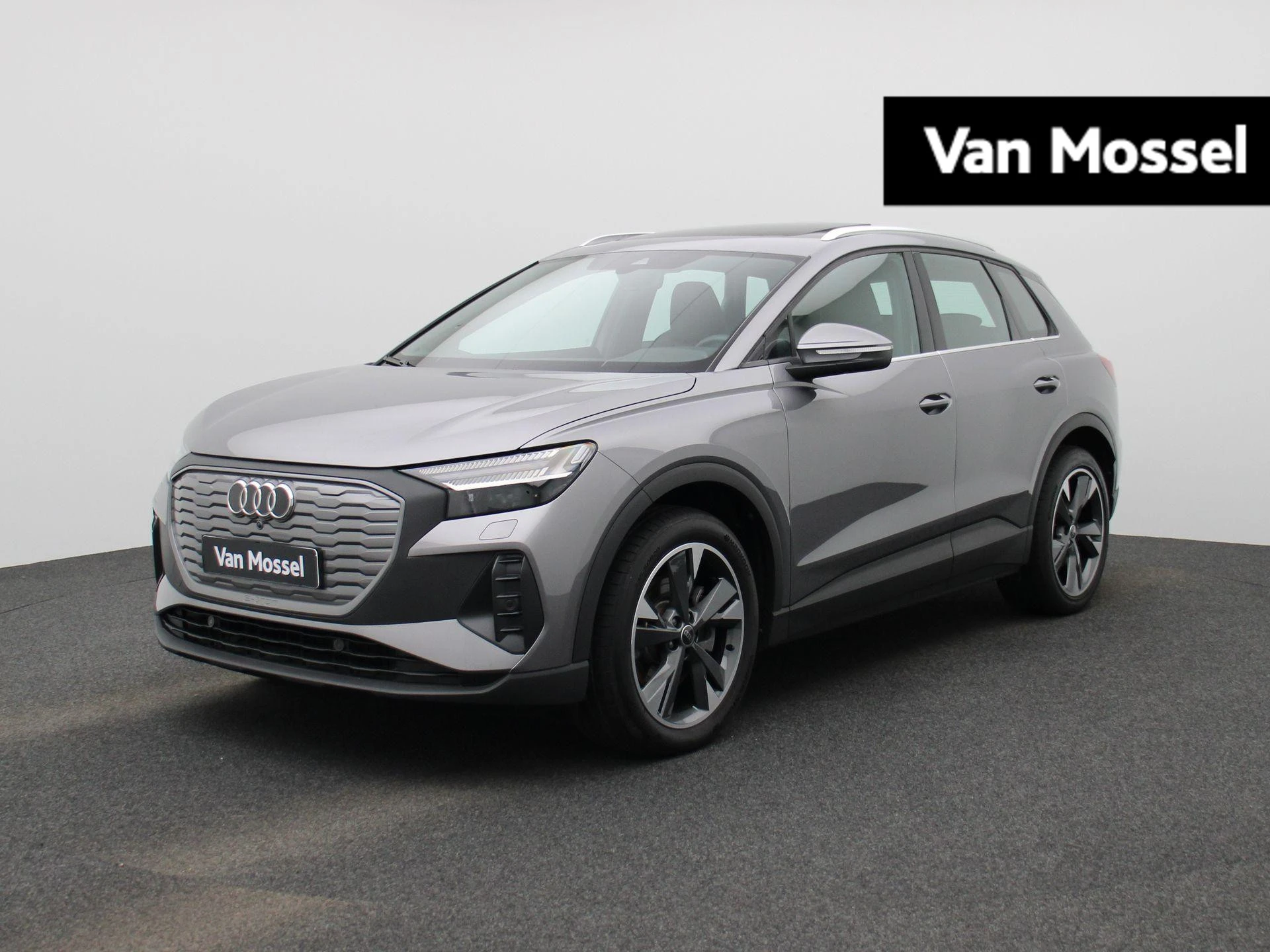 Audi-Q4 e-tron-image-0