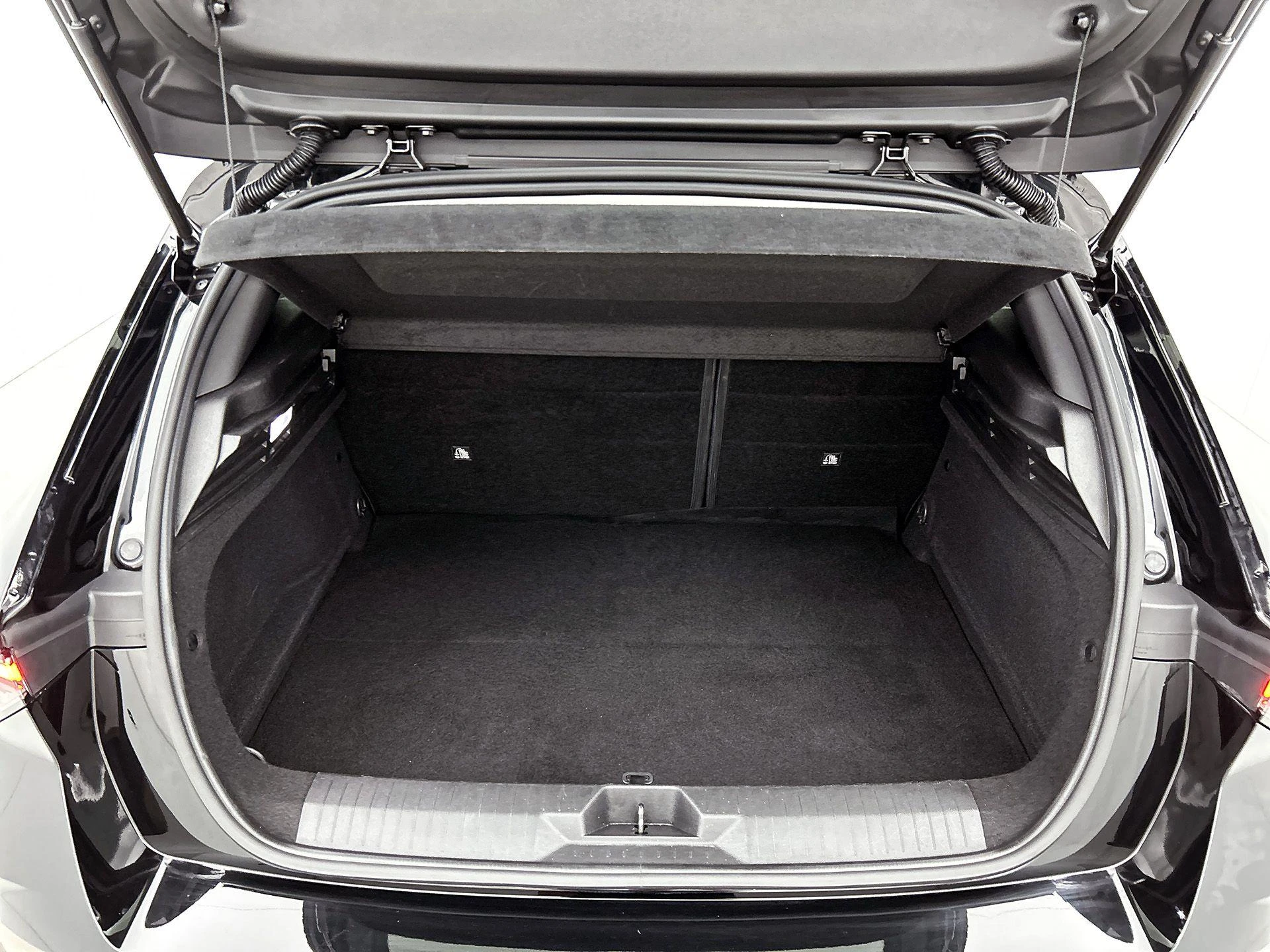 Opel Astra 1.6 Turbo Plug In Hybrid Edition