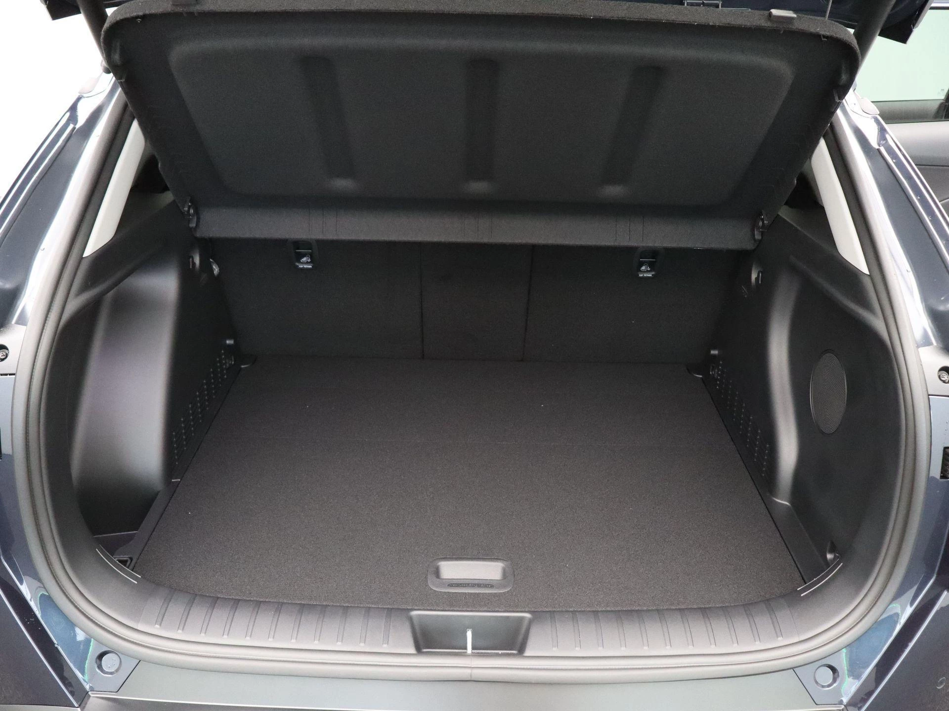 Hyundai Kona 1.6 GDI HEV Premium Sky