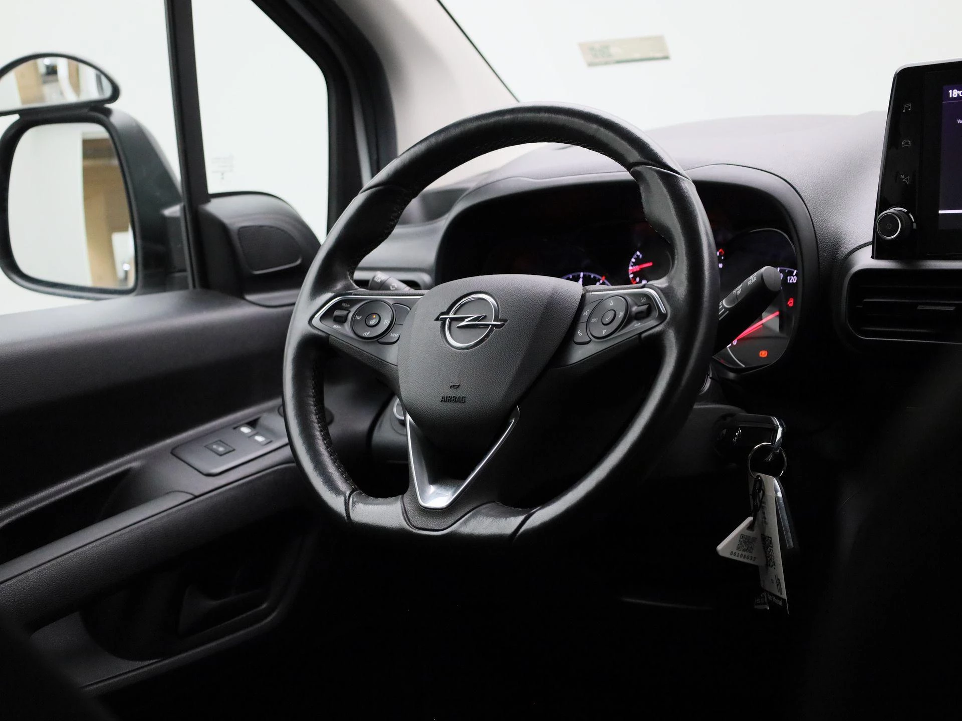 Opel-Combo-image-36