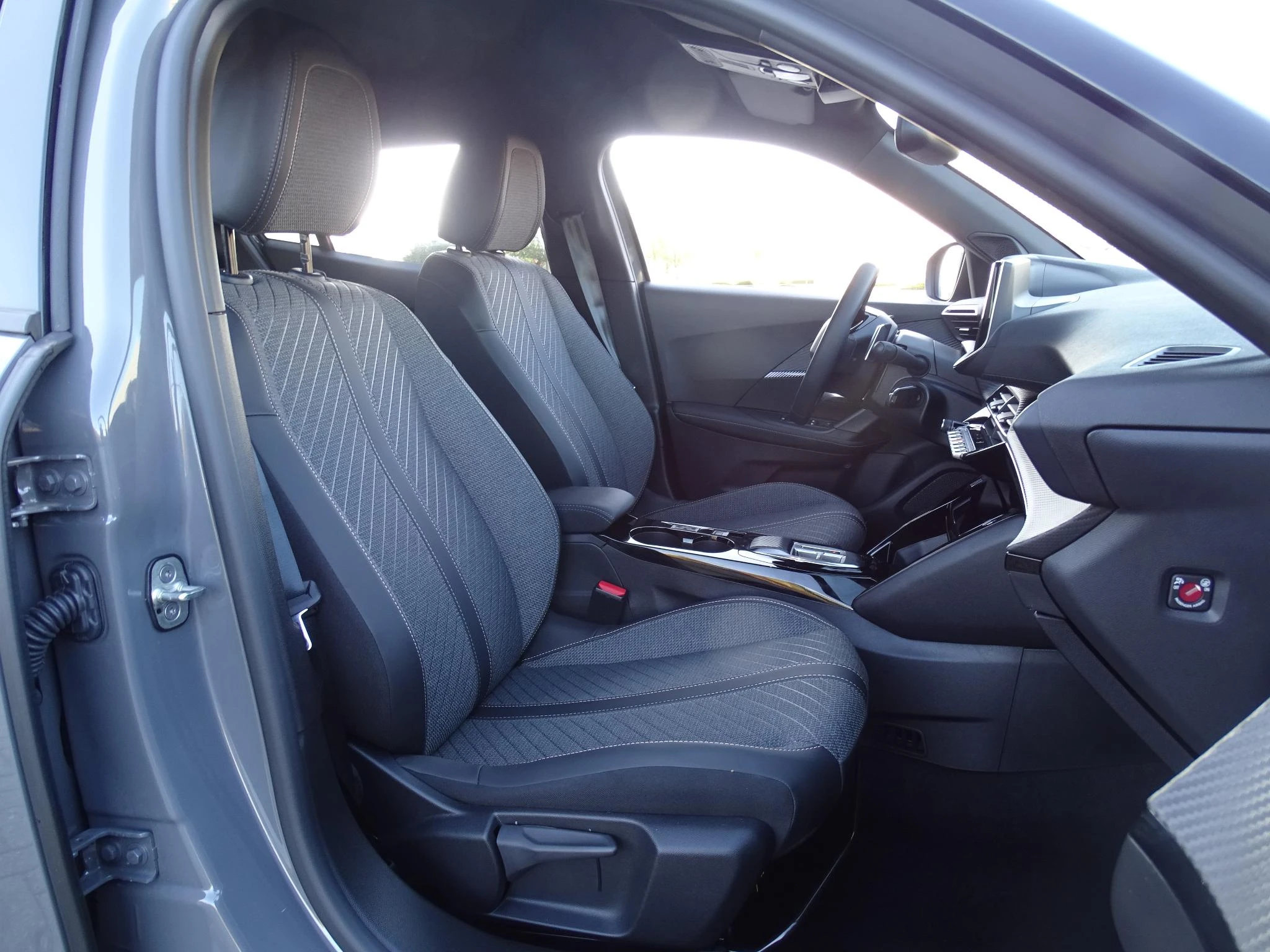 Peugeot-2008-image-13