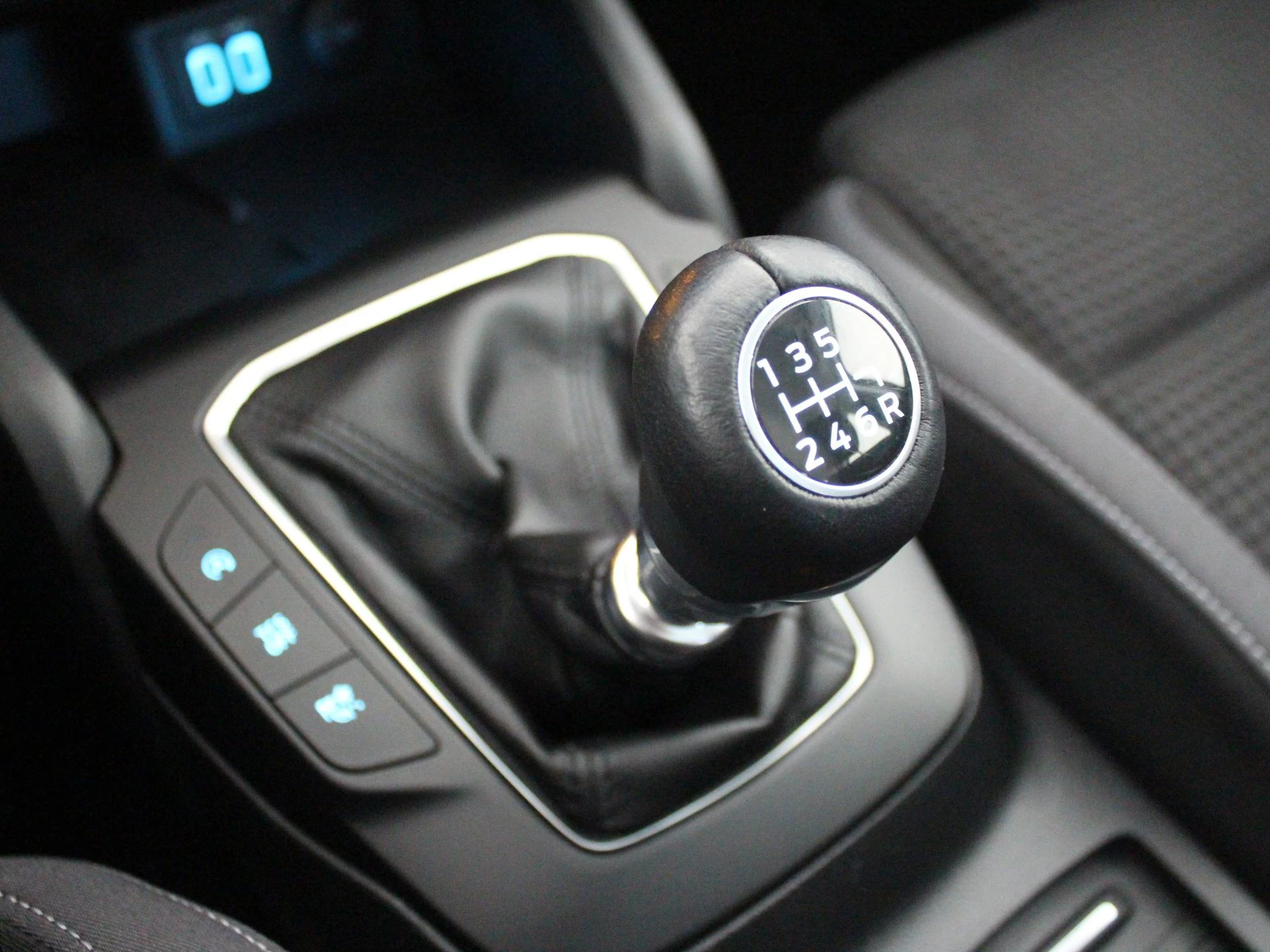 Ford-Focus-image-12