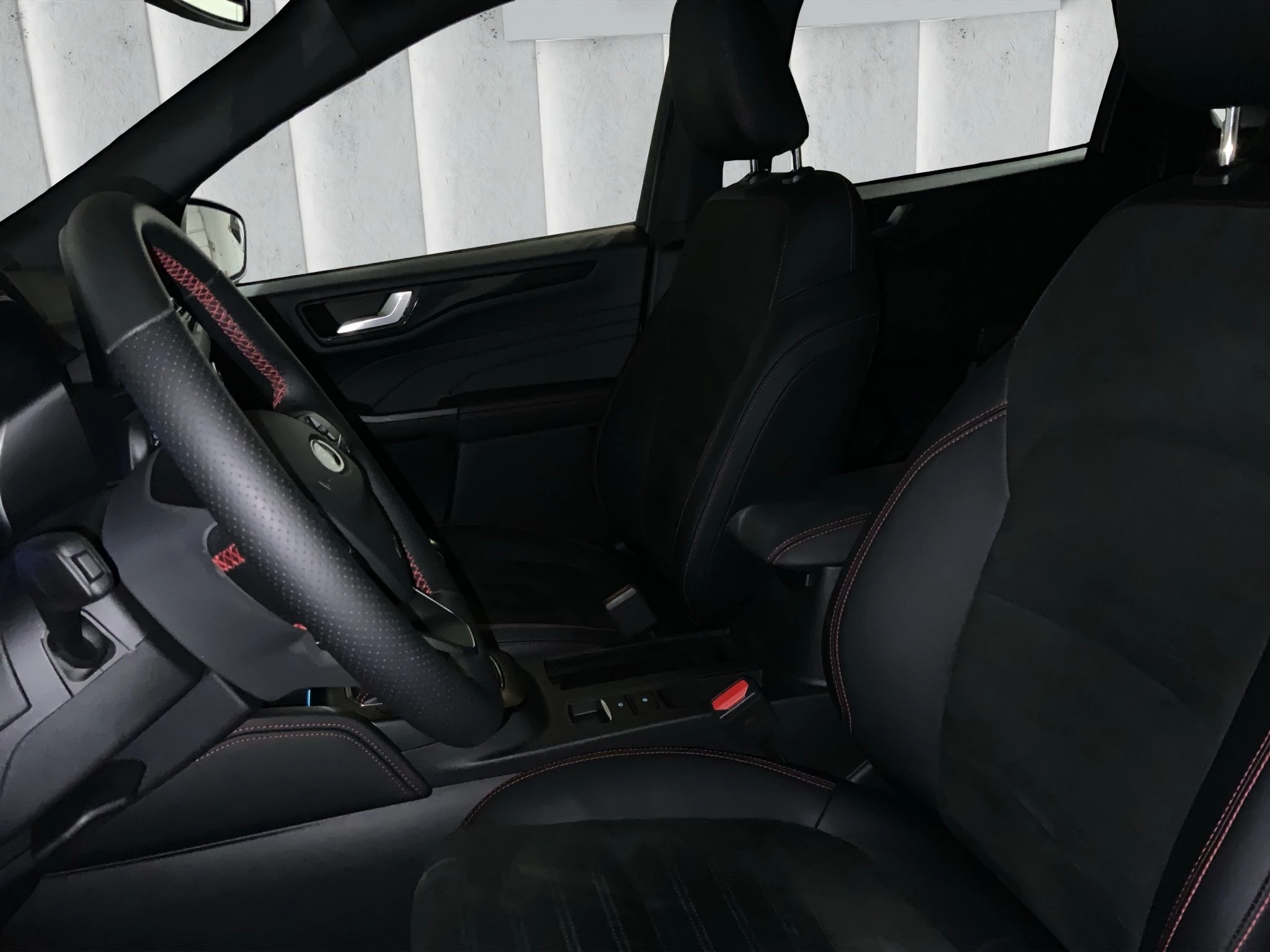 Ford Kuga ST-Line X*PANO*AHK*KAM*ACC*NAVI*SOUND-SYS.