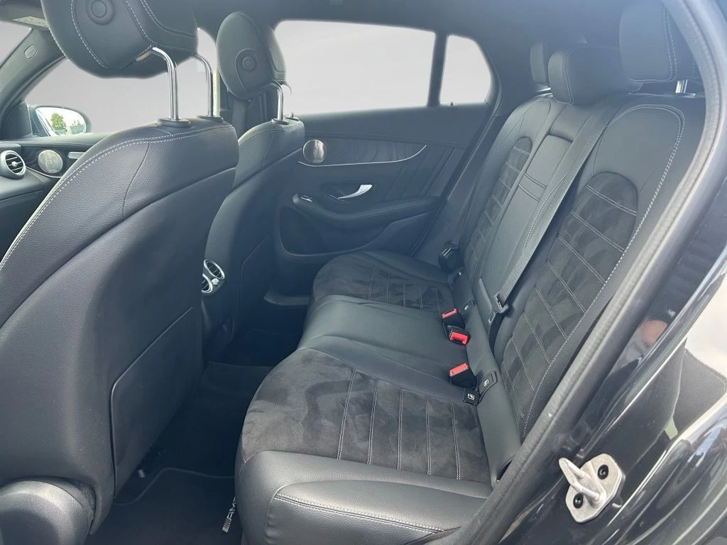 Mercedes-Benz-GLC 400 d-image-9