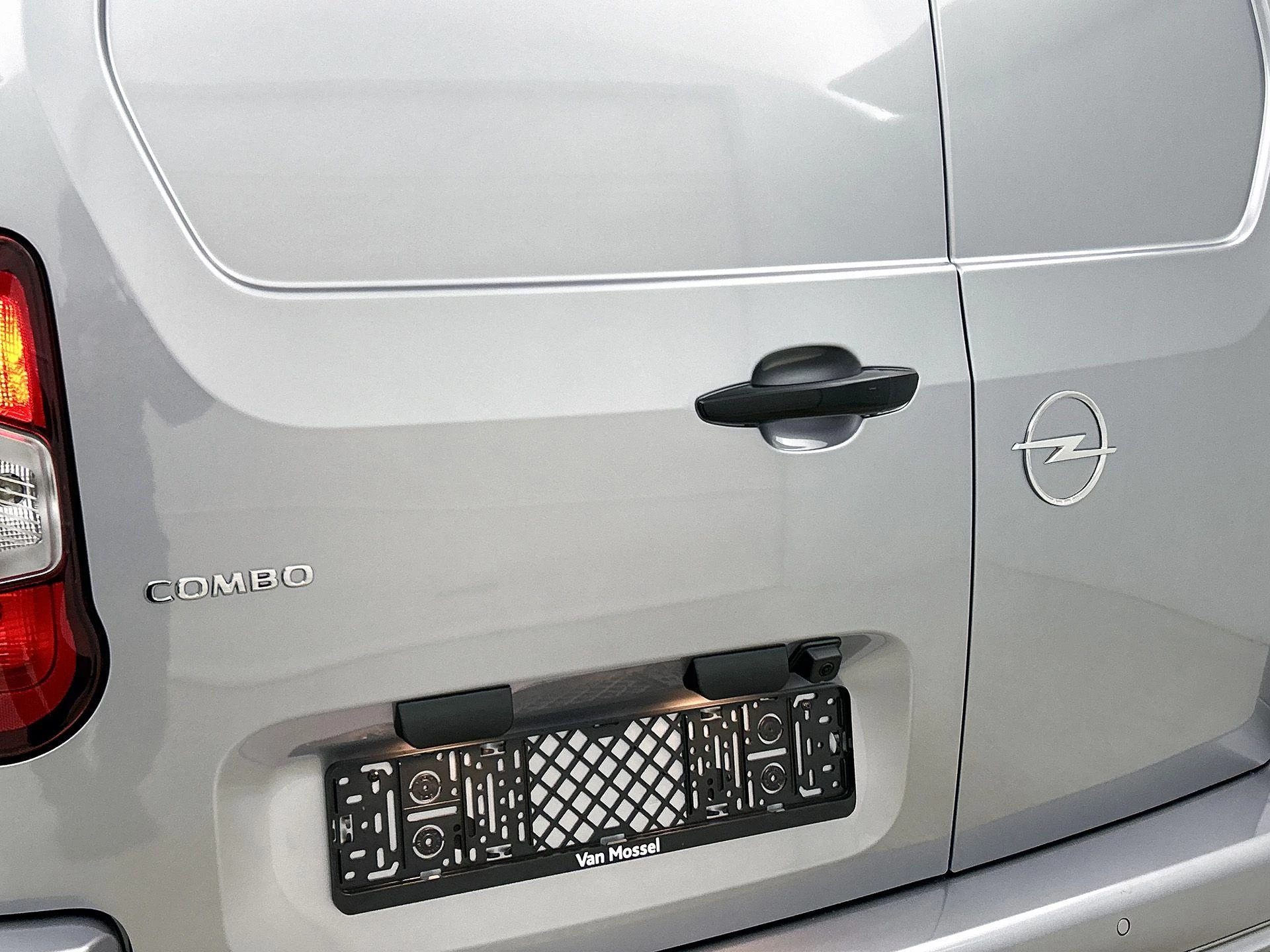Opel-Combo-e-image-30