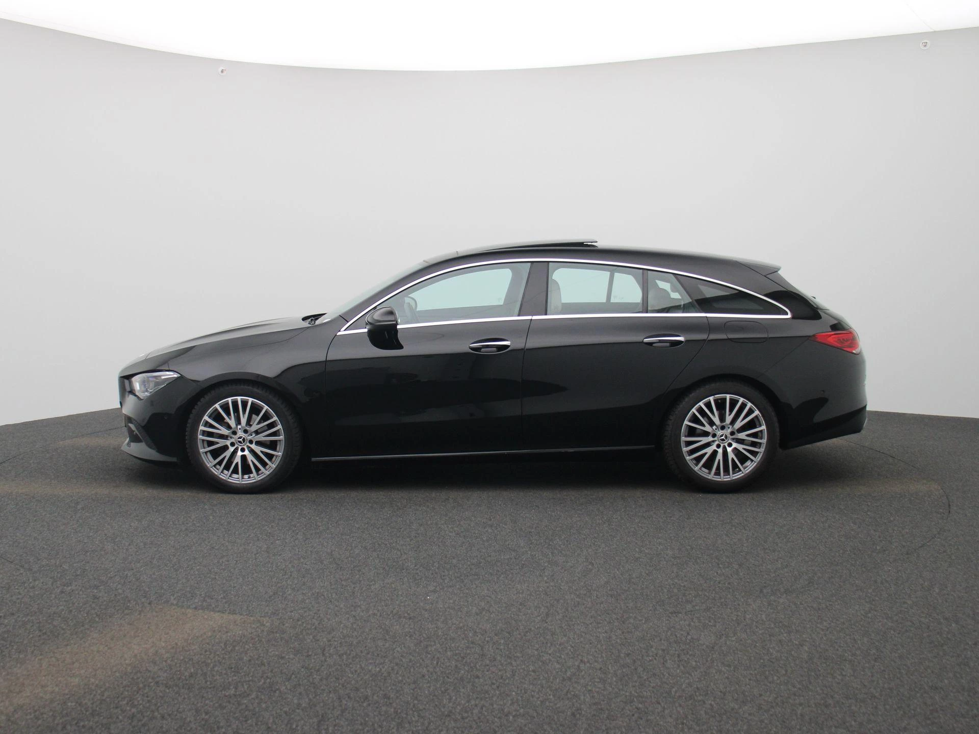 Mercedes-Benz CLA Shooting Brake 200 Business Solution