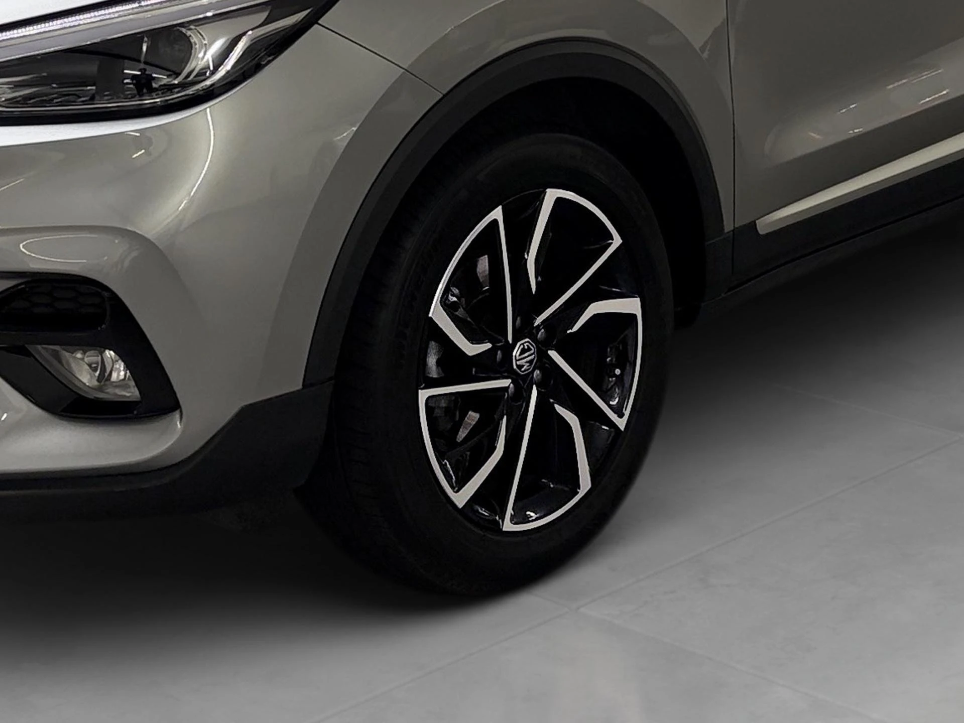 MG-ZS-image-19