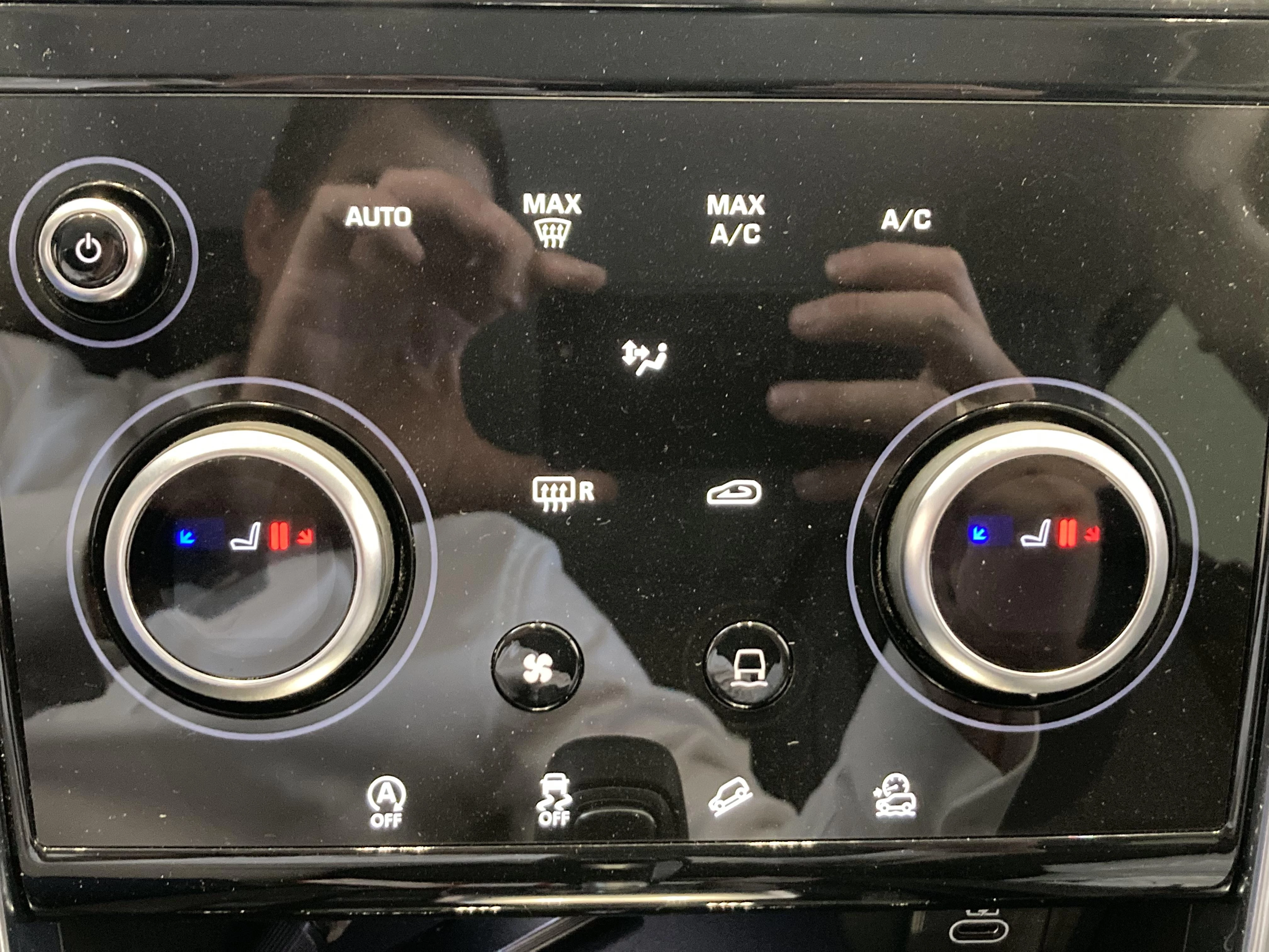 Land Rover-Discovery Sport-image-16