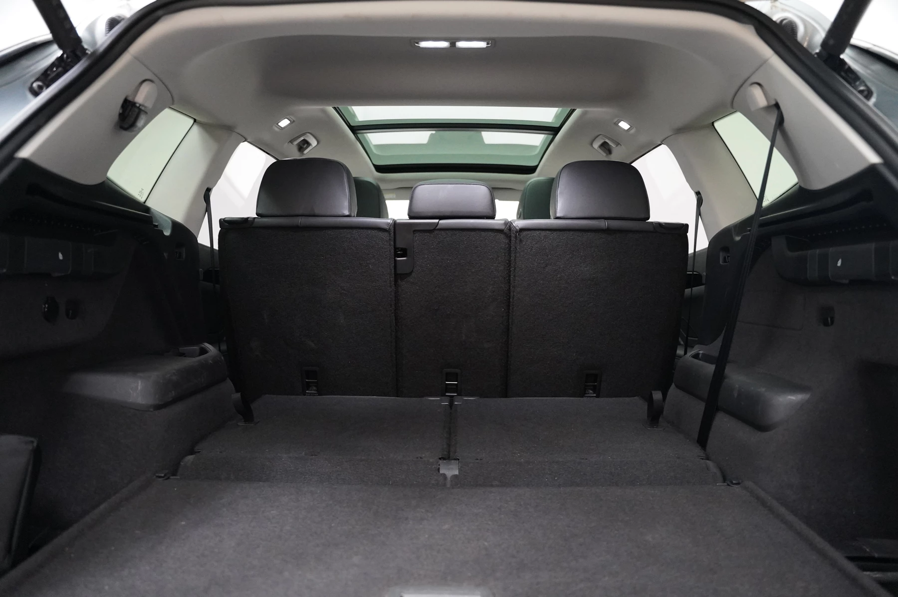 Volkswagen-Tayron-image-12