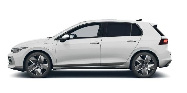 Volkswagen-Golf-image-7