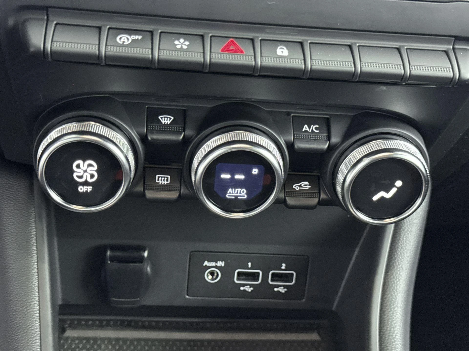 Renault-Captur-image-18