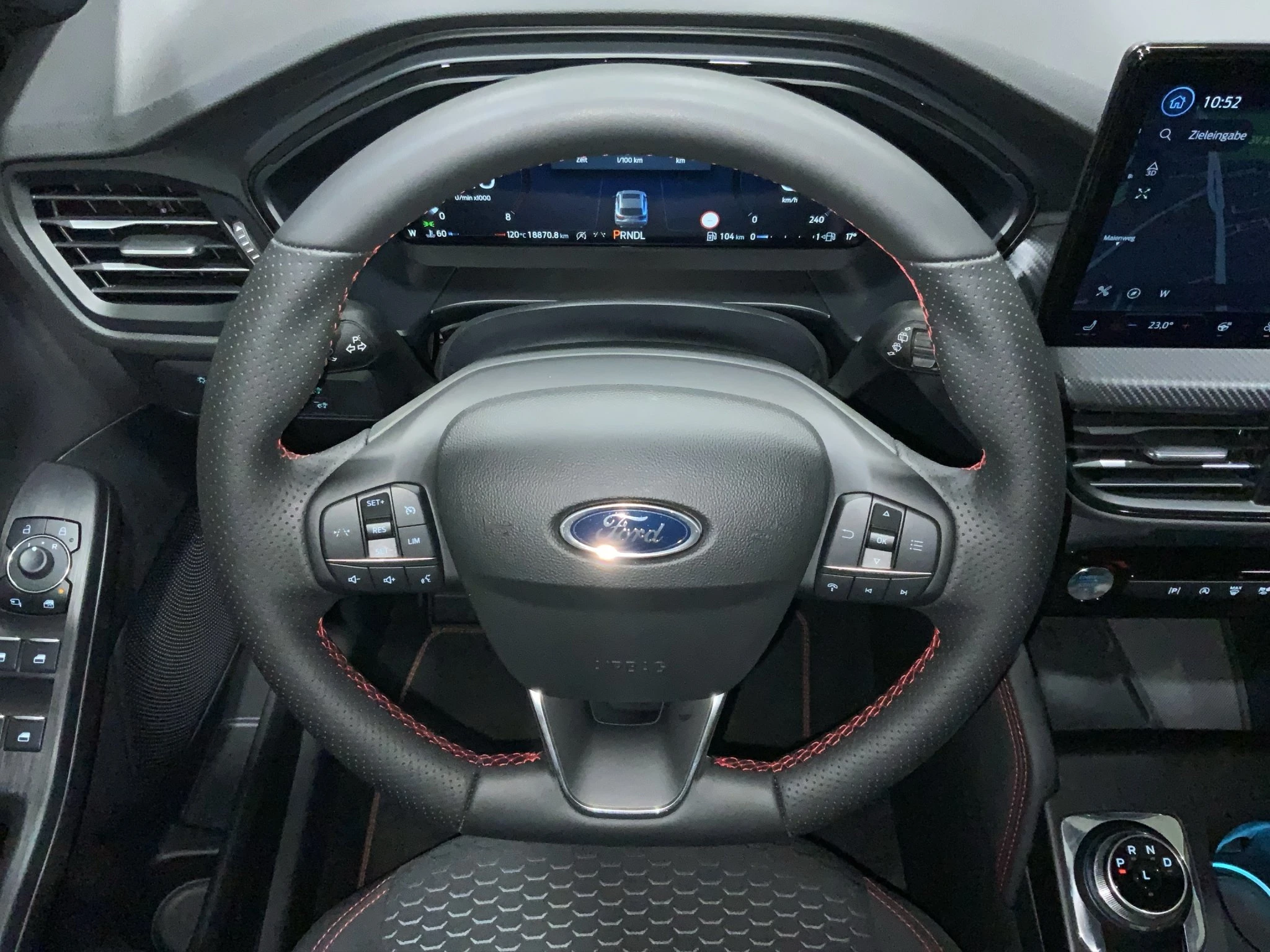 Ford-Kuga-image-12