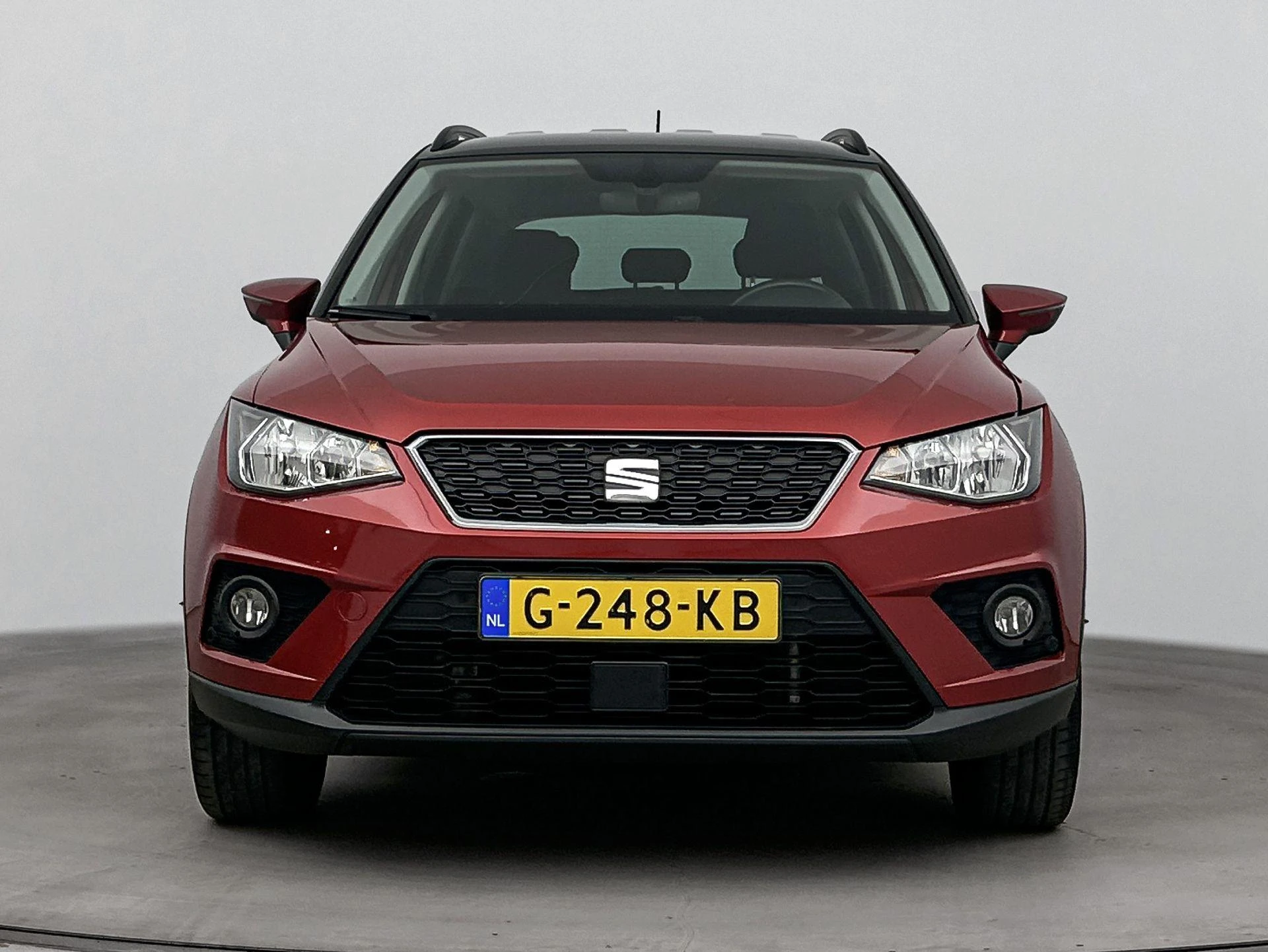 SEAT-Arona-image-4
