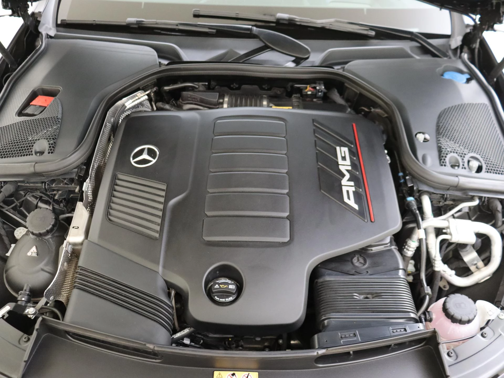 Mercedes-AMG-GT-image-6