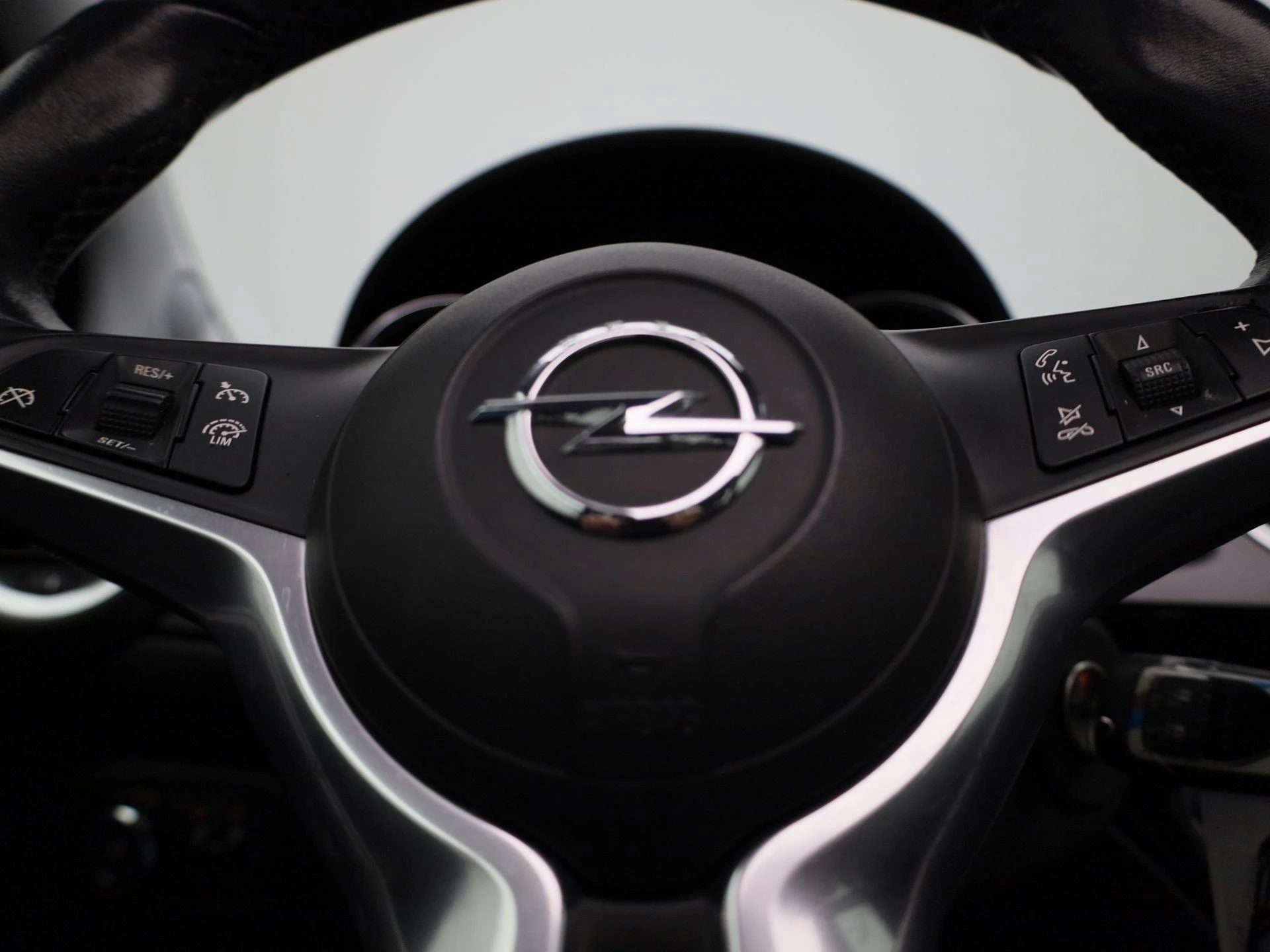 Opel-ADAM-image-25