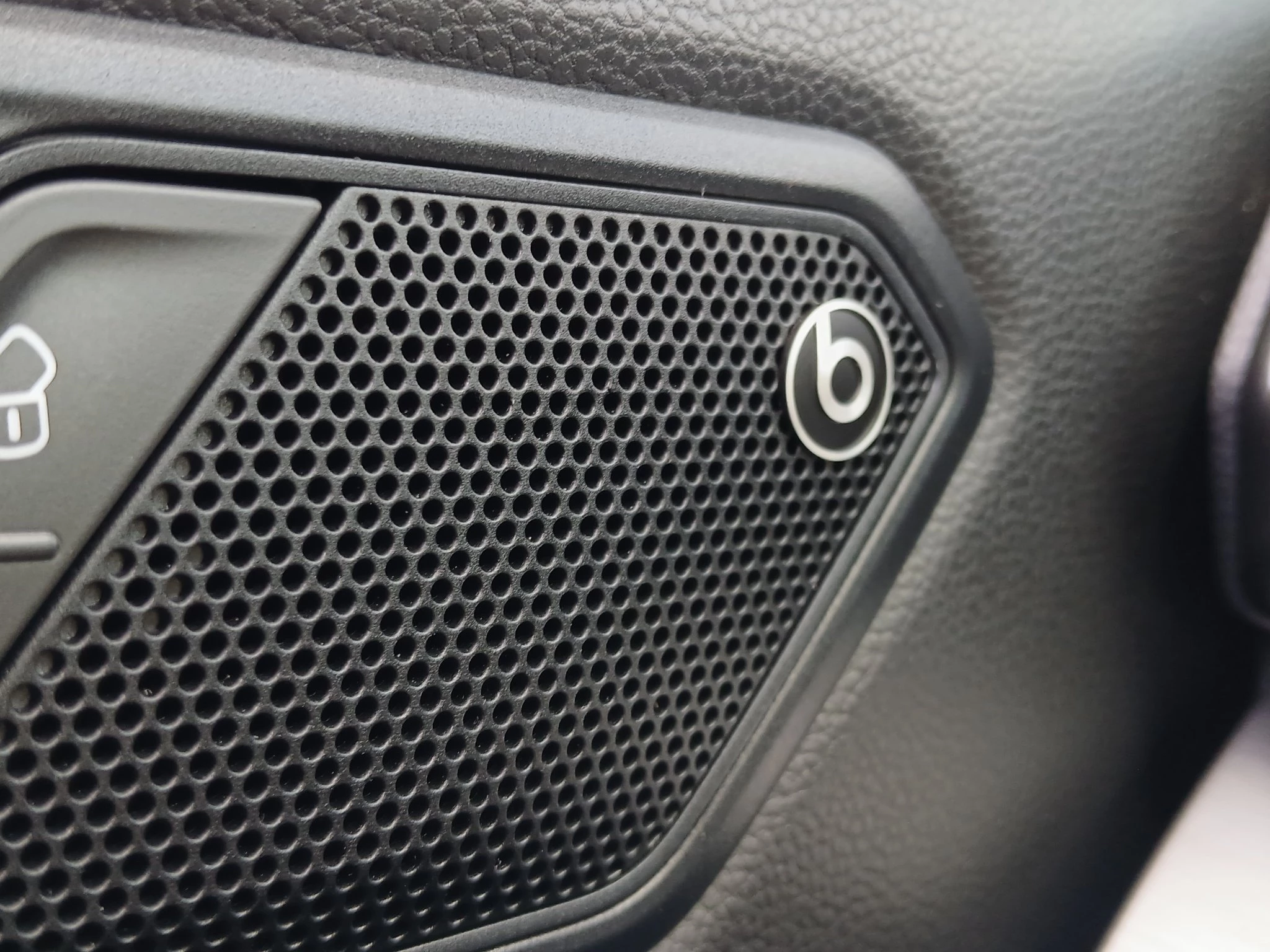 SEAT Tarraco 2.0 TSI FR 4Drive AUT | LED | NAVI | ACC | KAM