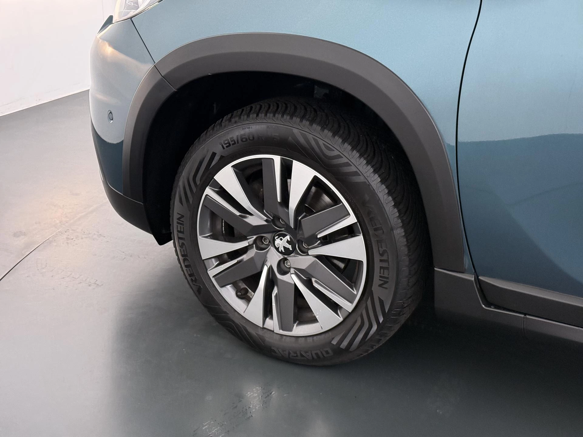 Peugeot 2008 1.2 PureTech Allure