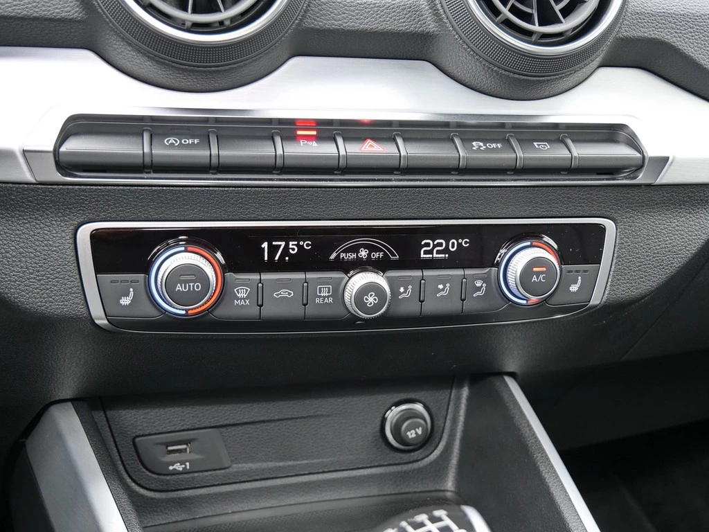 Audi Q2 30 TFSI advanced *AHK*ACC*NAVI*KAMERA*