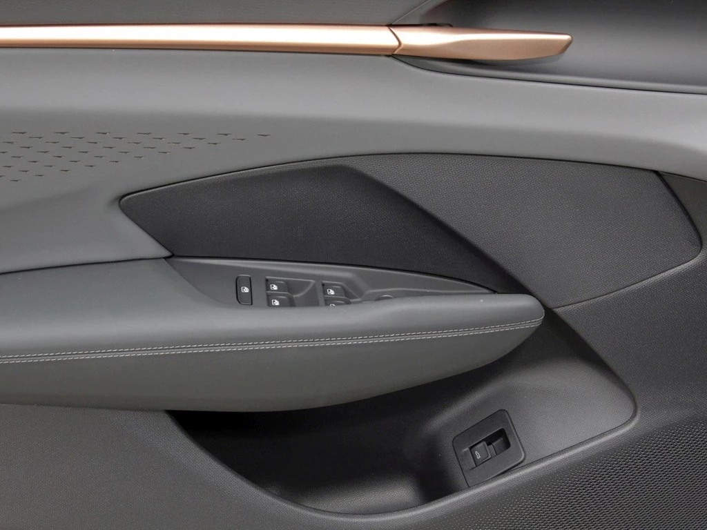 CUPRA Terramar 1.5 eTSI UPE 49.445 DSG Edge Digital Drive