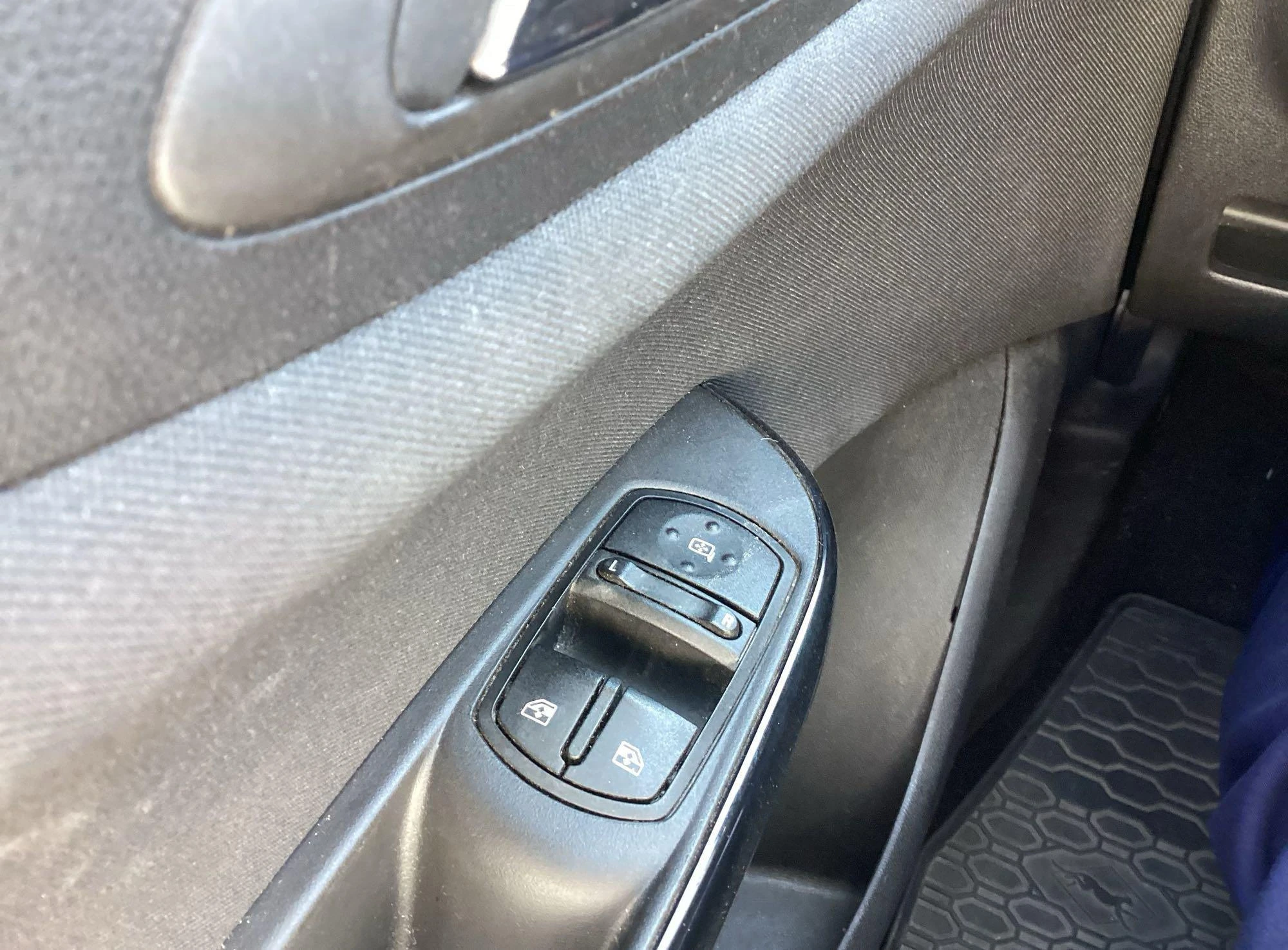 Opel-Corsa-image-14