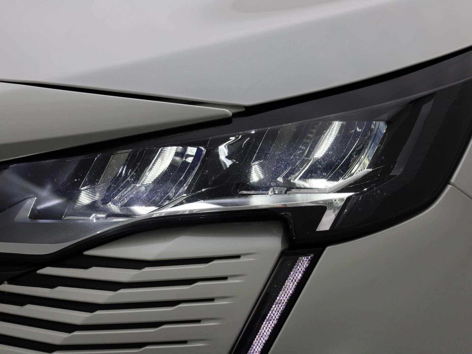 Peugeot 3008 1.2 PureTech 96kW S&S Allure