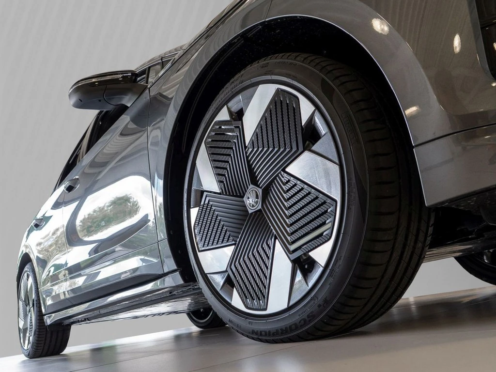Škoda-Enyaq Coupe-image-4