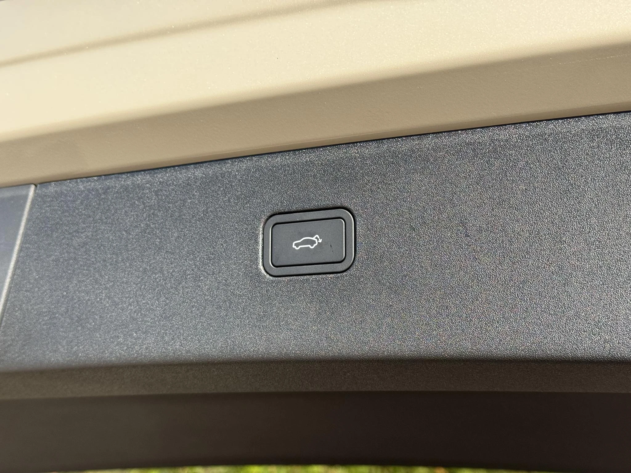 Volvo-EX30-image-8